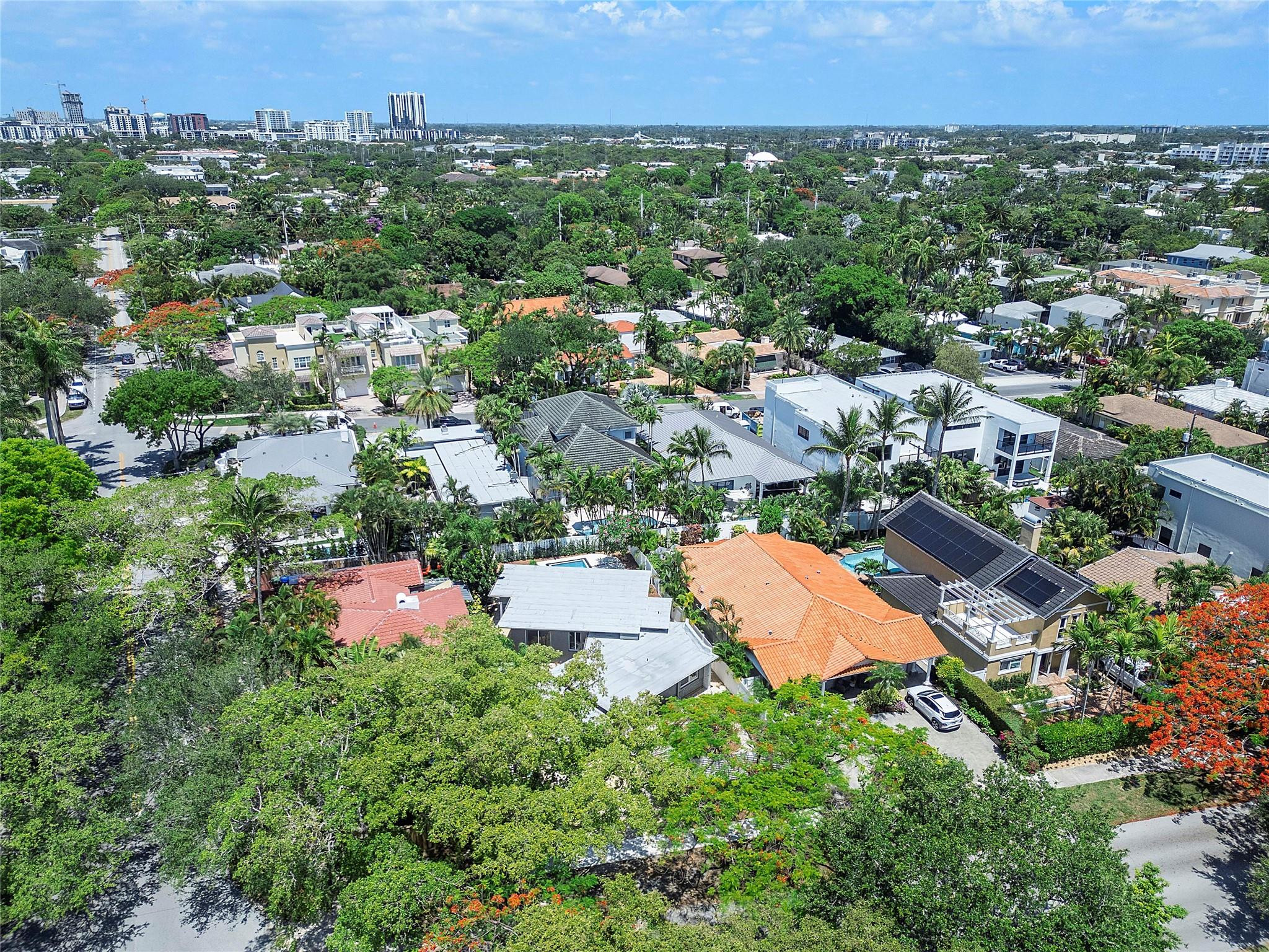 605 N Victoria Park Rd