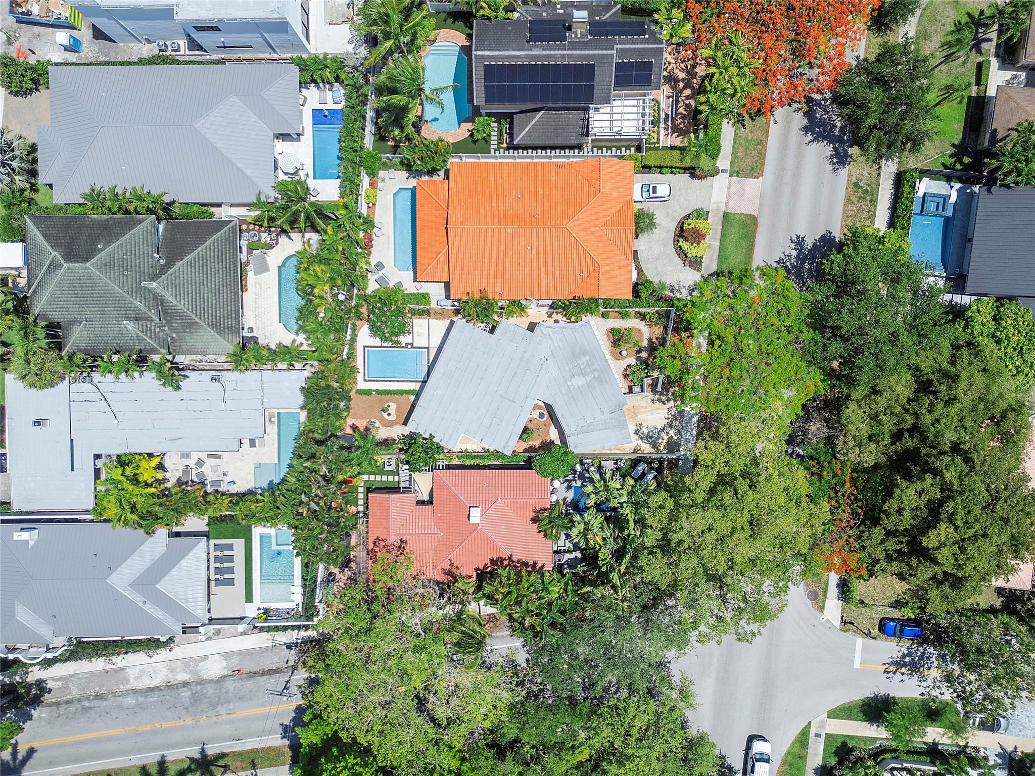 605 N Victoria Park Rd