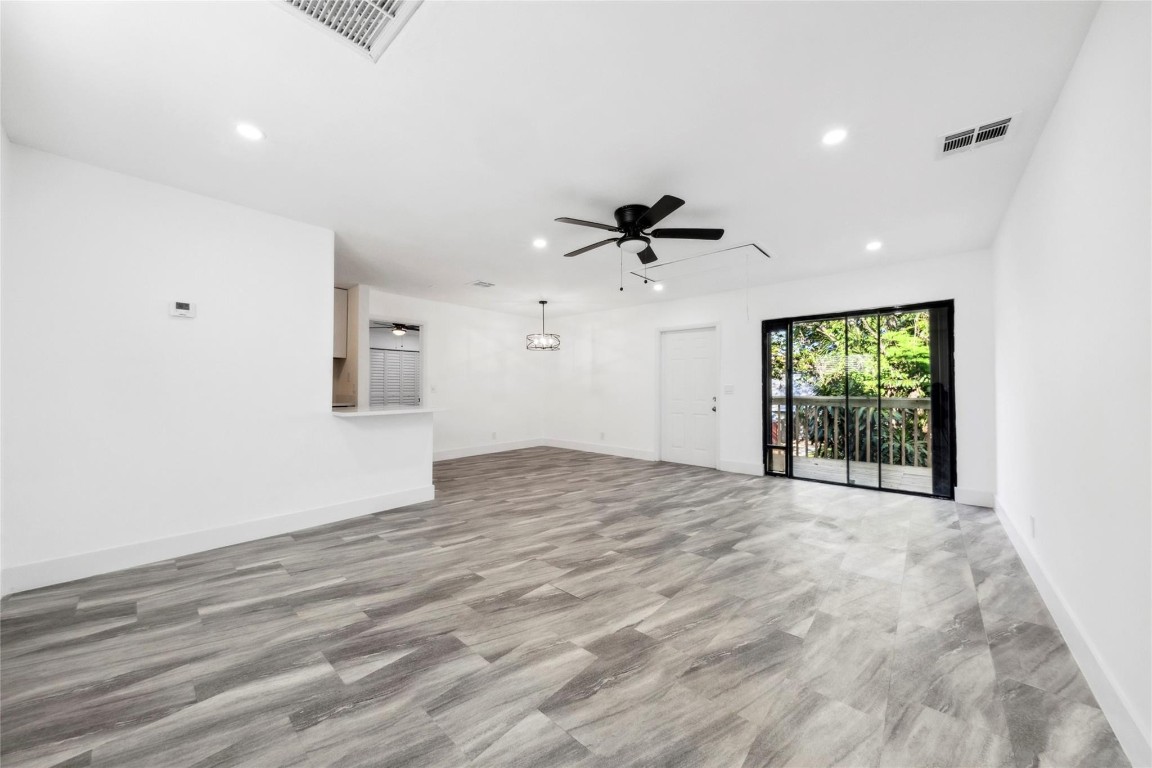 15 Crossings Cir G
