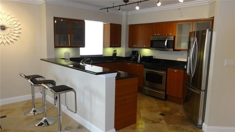 2001 N Ocean Blvd 404S