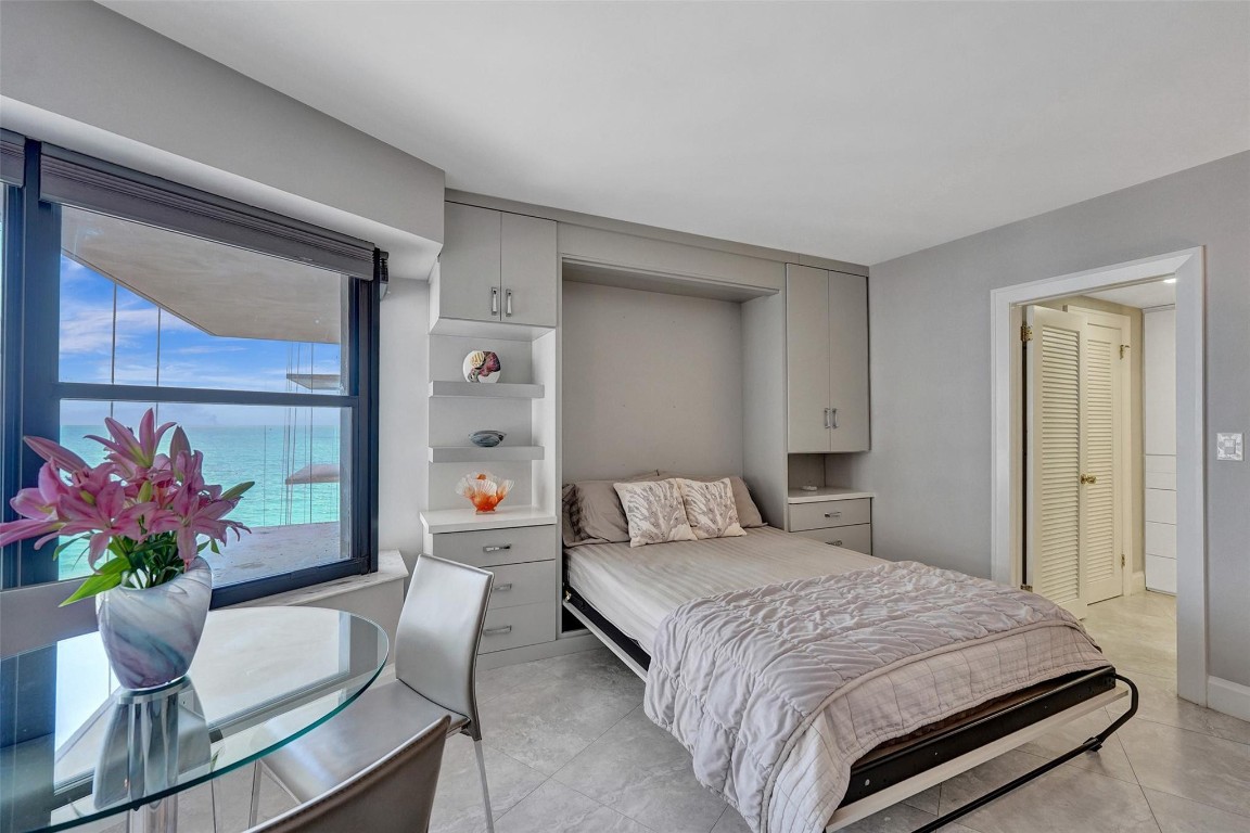 3800 Galt Ocean Dr 1002