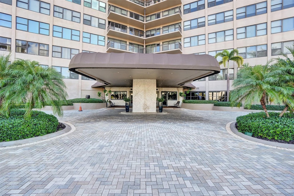 3800 Galt Ocean Dr 1002