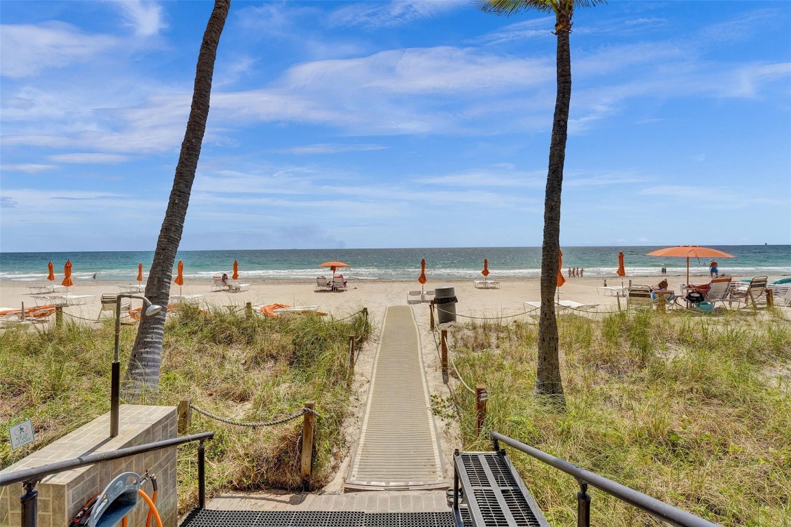 3800 Galt Ocean Dr 1002