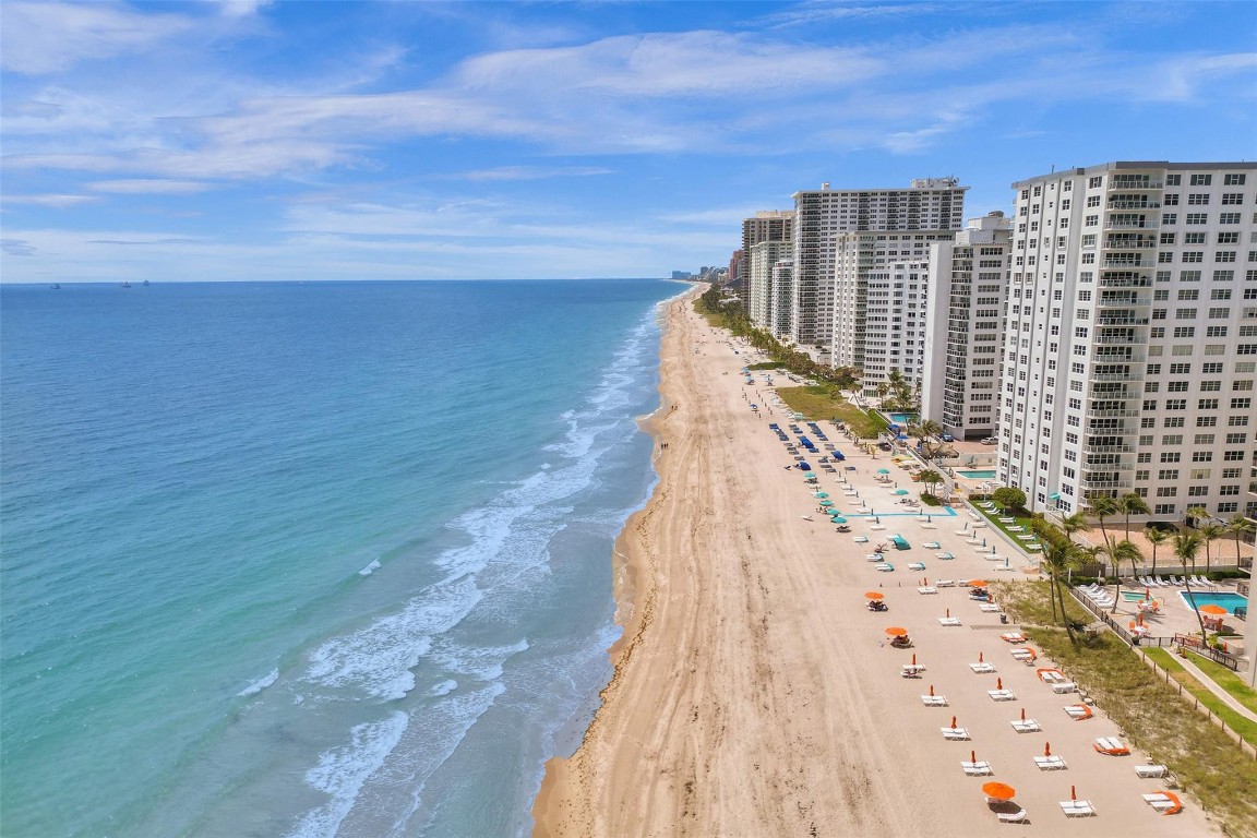 3800 Galt Ocean Dr 1002