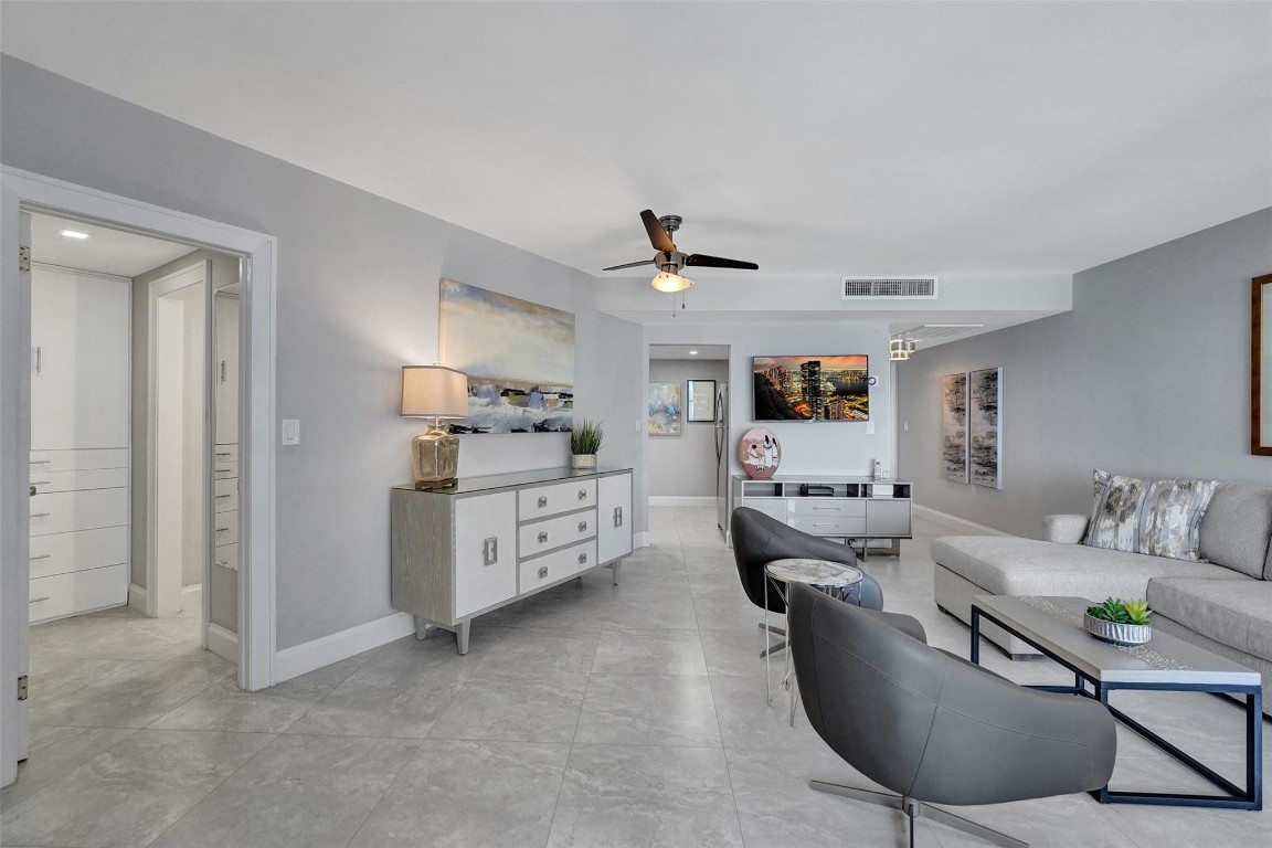 3800 Galt Ocean Dr 1002