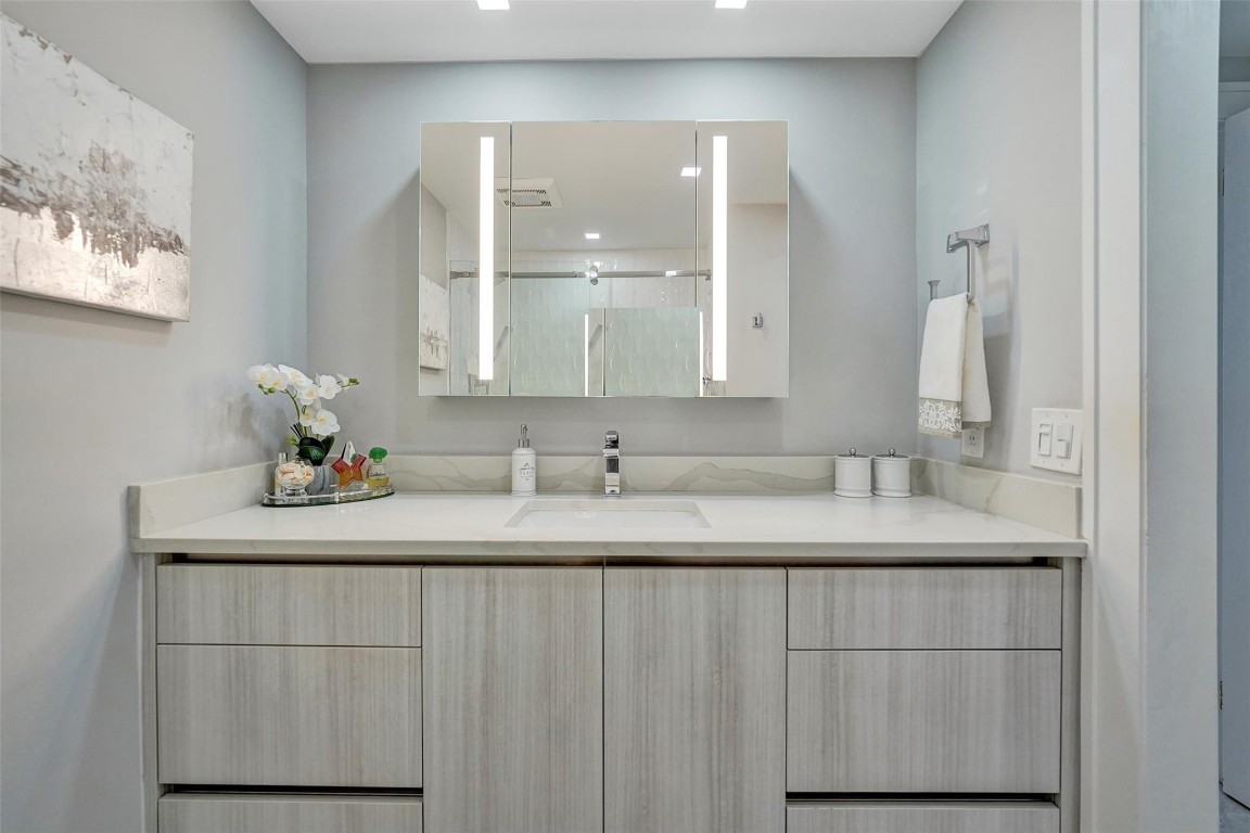 3800 Galt Ocean Dr 1002