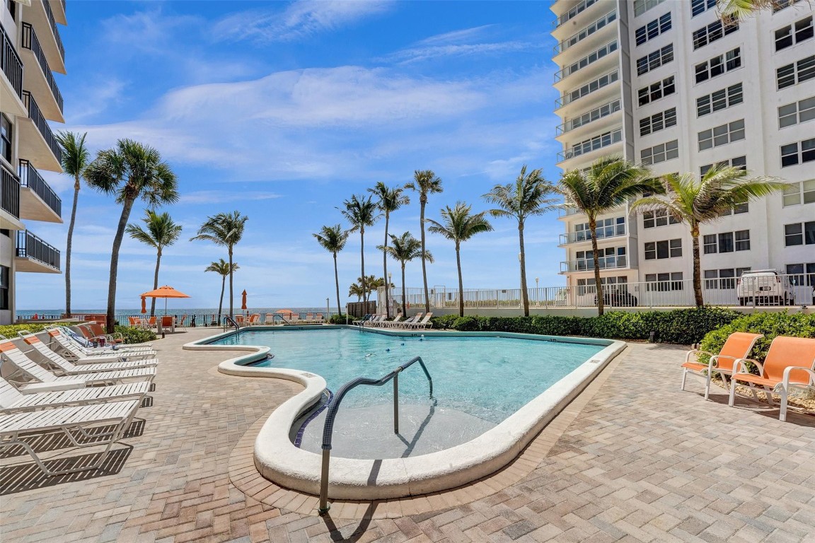 3800 Galt Ocean Dr 1002