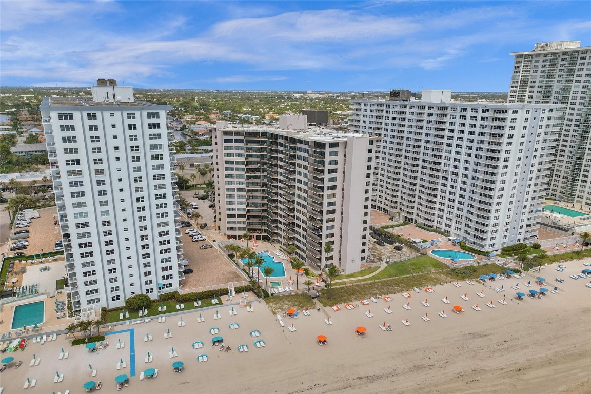 3800 Galt Ocean Dr 1002