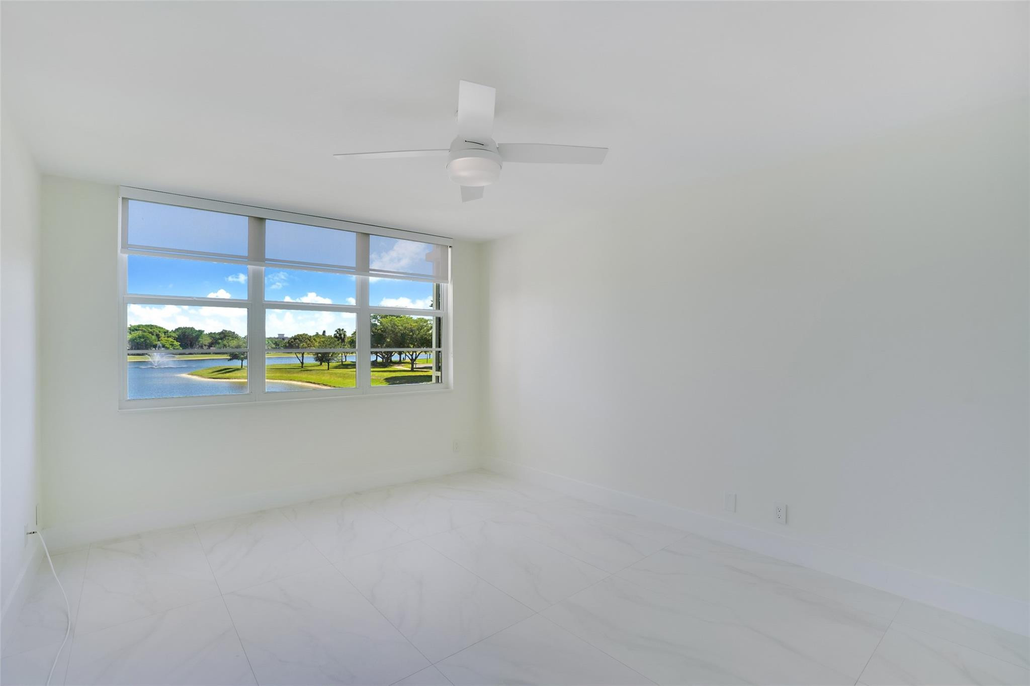 2900 N Course Dr 202