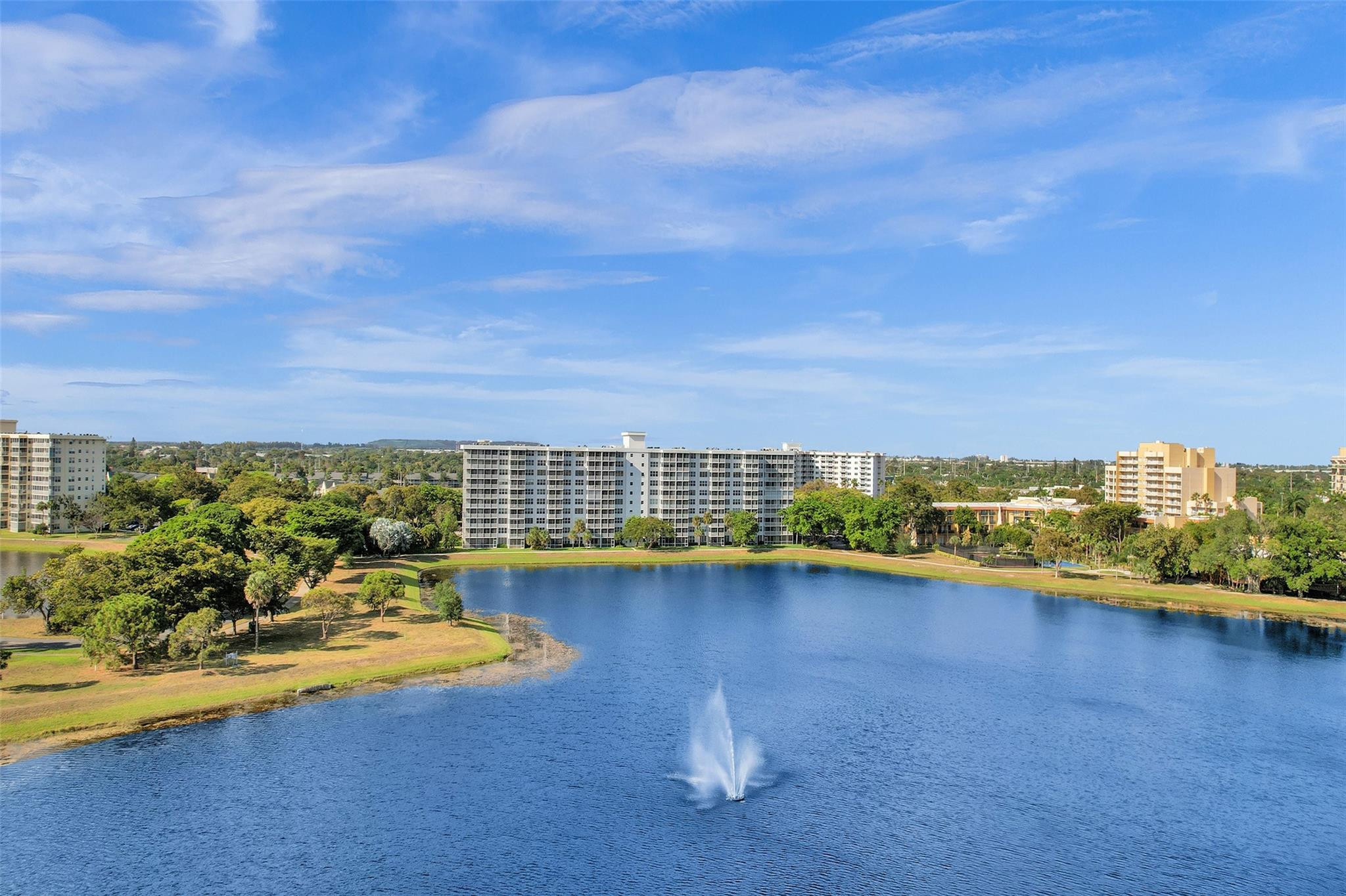 2900 N Course Dr 202