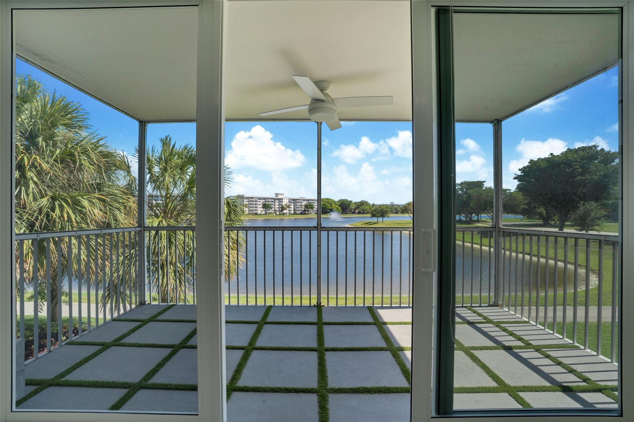 2900 N Course Dr 202