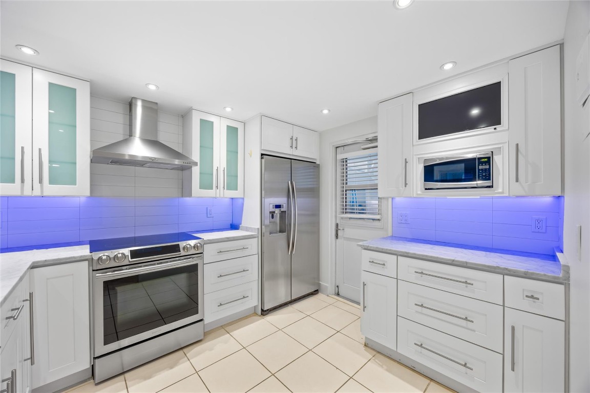 2200 NE 33rd Ave 17C