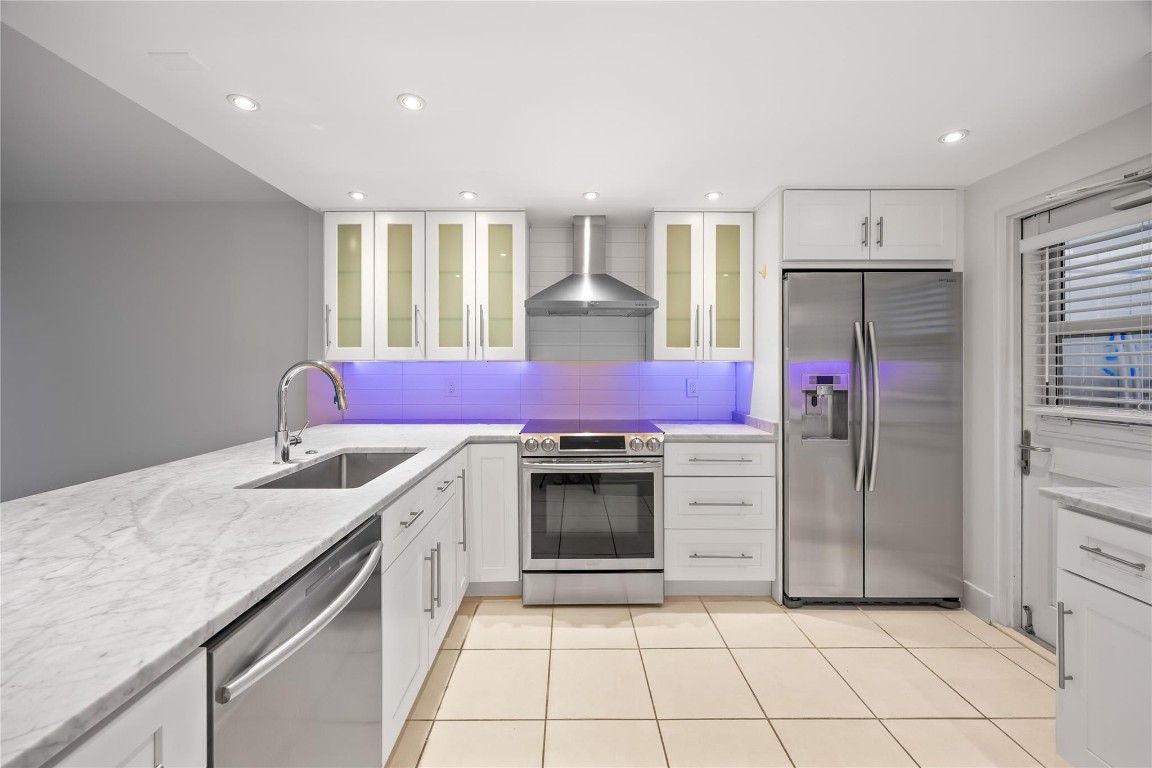 2200 NE 33rd Ave 17C