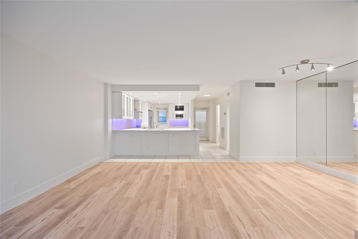 2200 NE 33rd Ave 17C