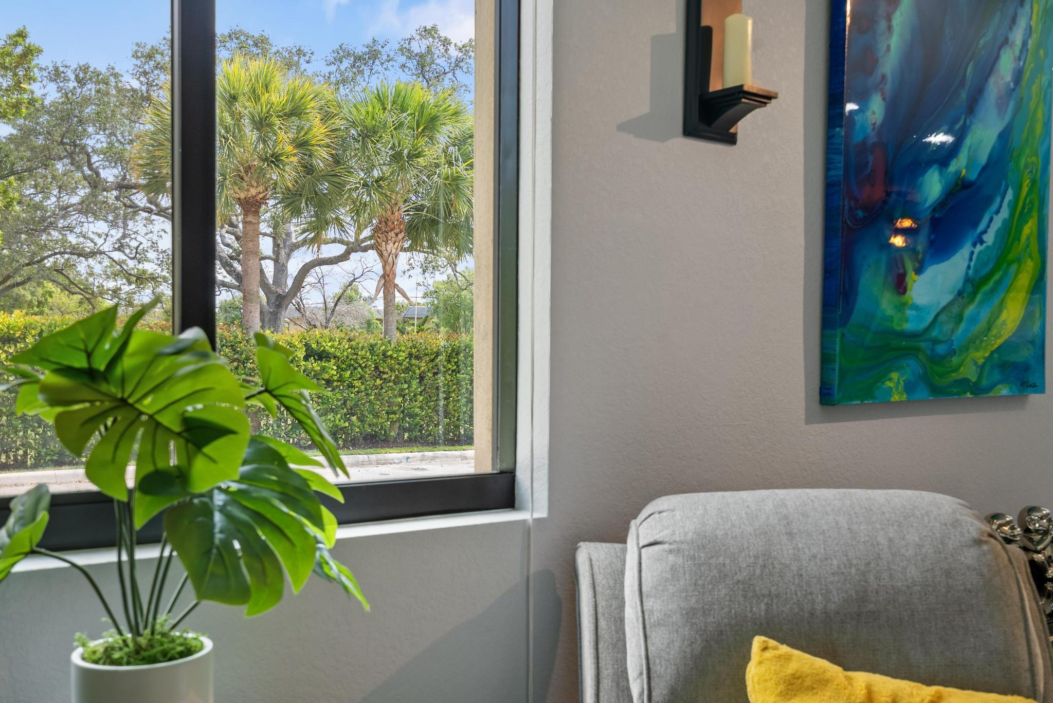 4228 N Dixie Hwy 108