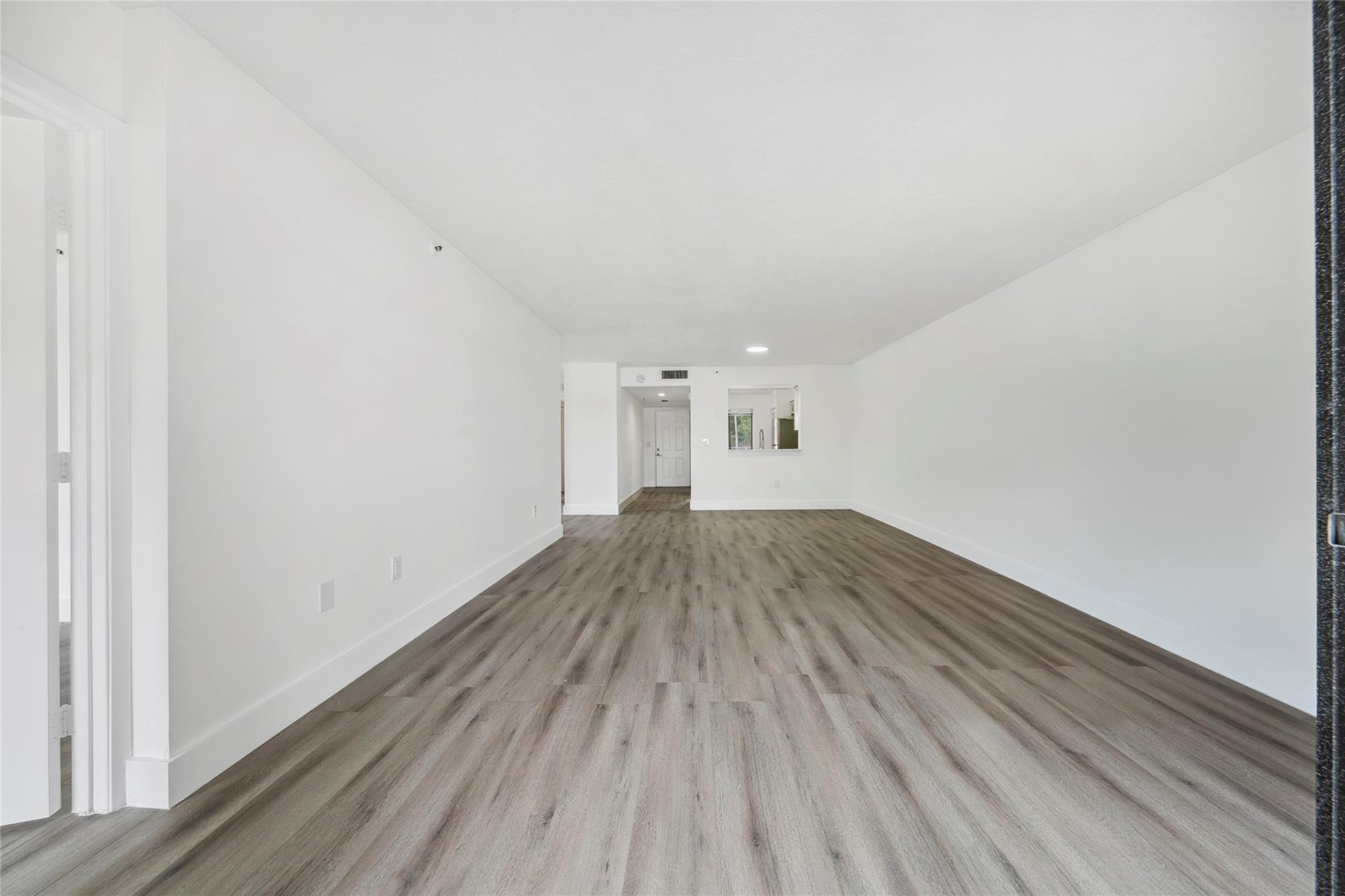 6269 Pointe Regal Cir 210