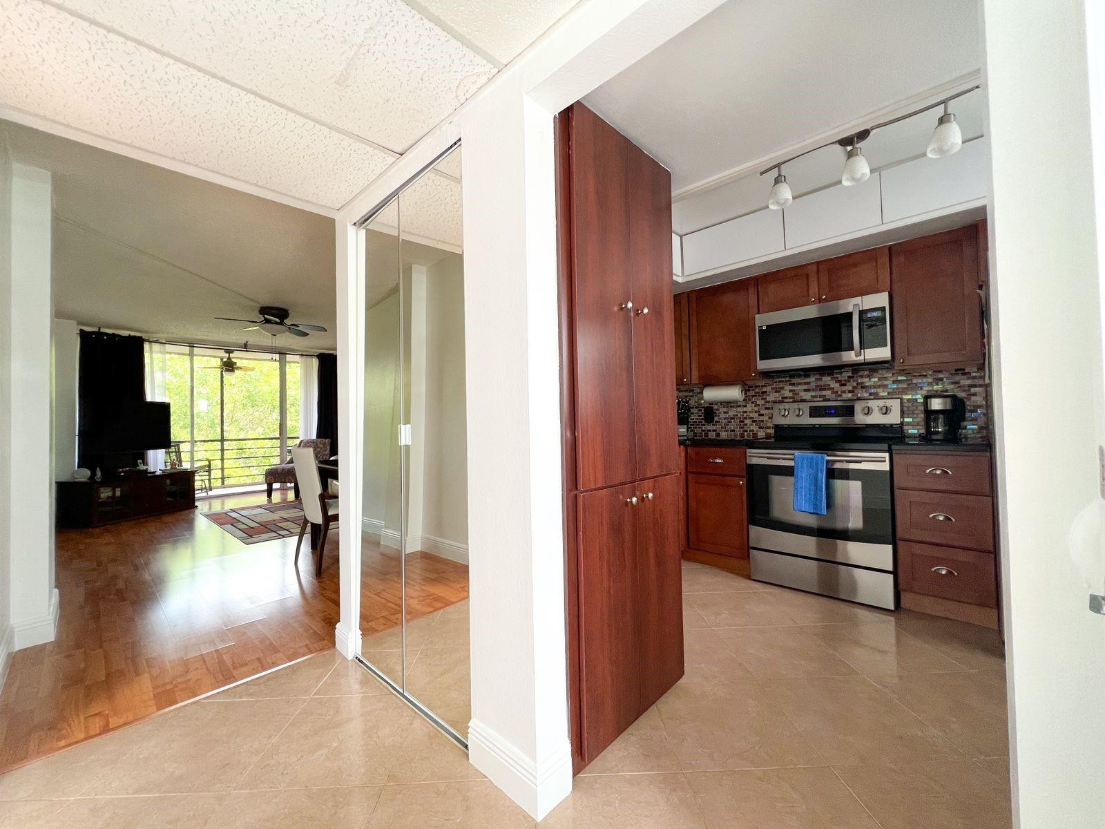 113 Royal Park Dr 3A