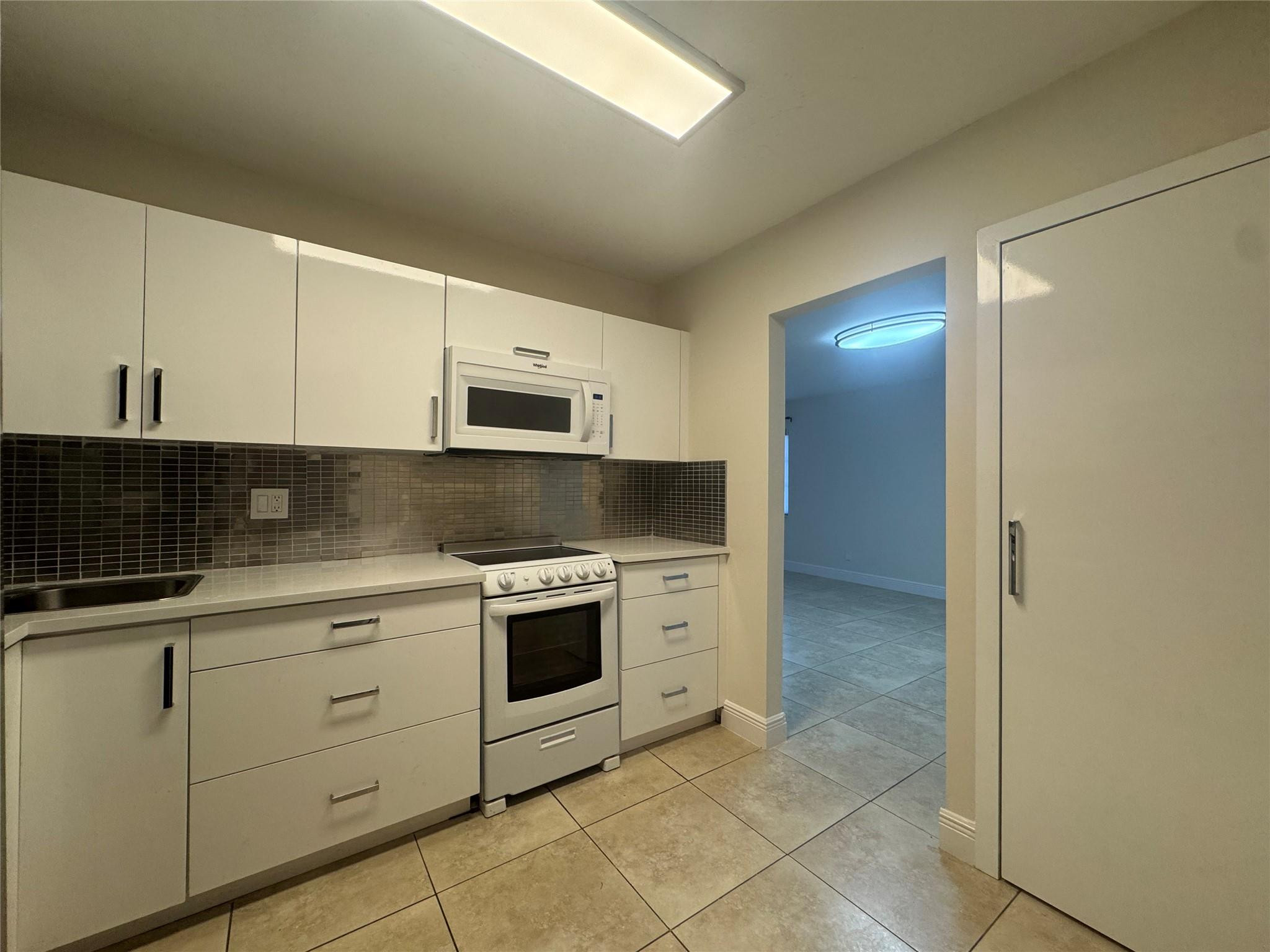 9 NE 19th Ct 112C