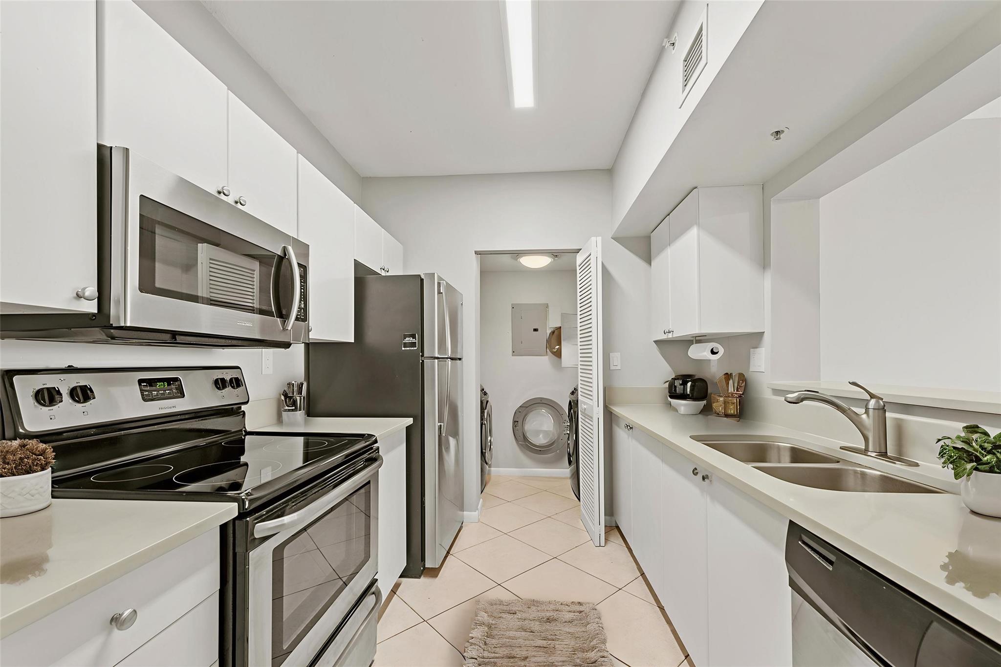 3020 NE 32nd Ave 506