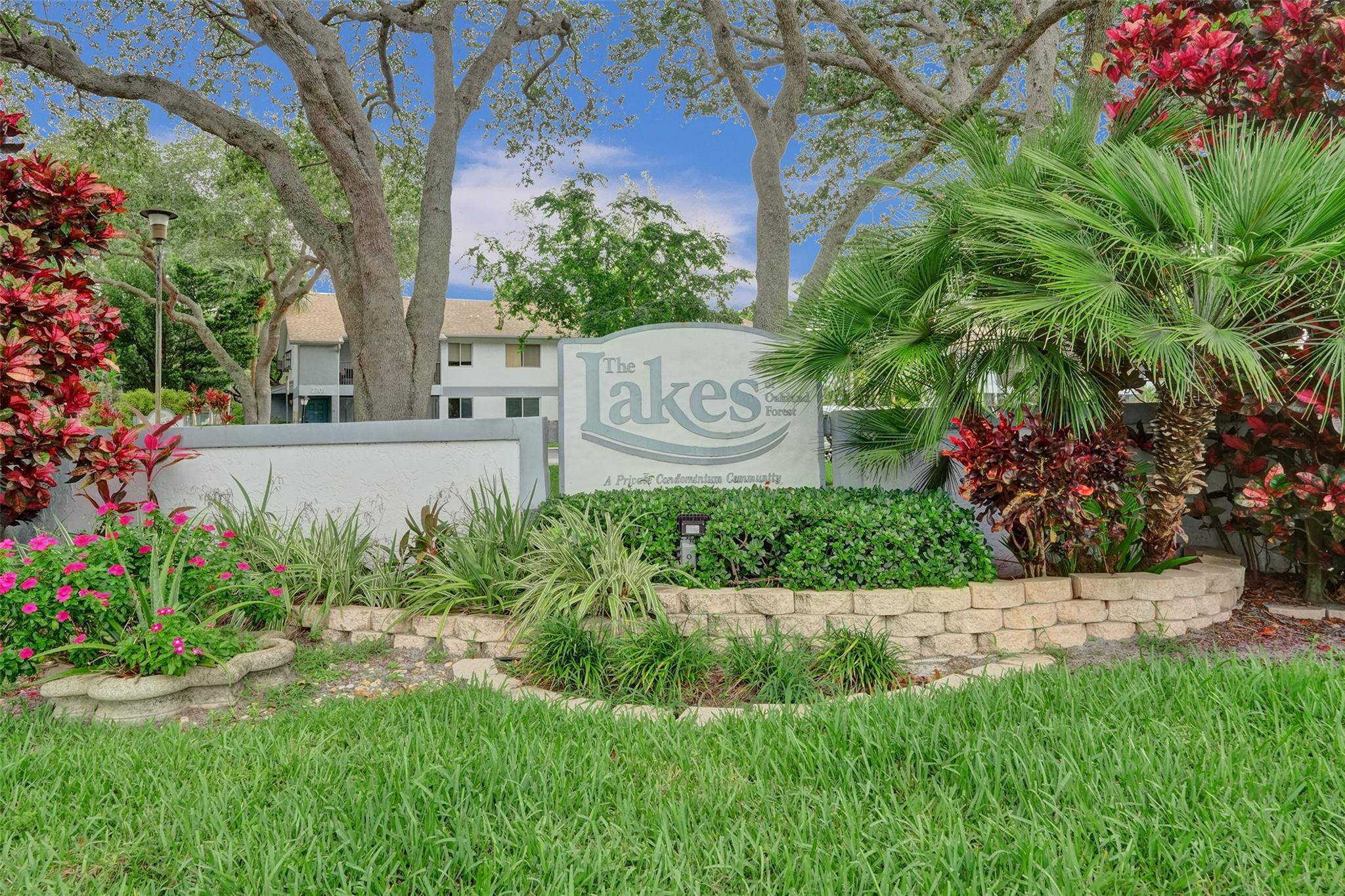 2725 S Oakland Forest Dr 202
