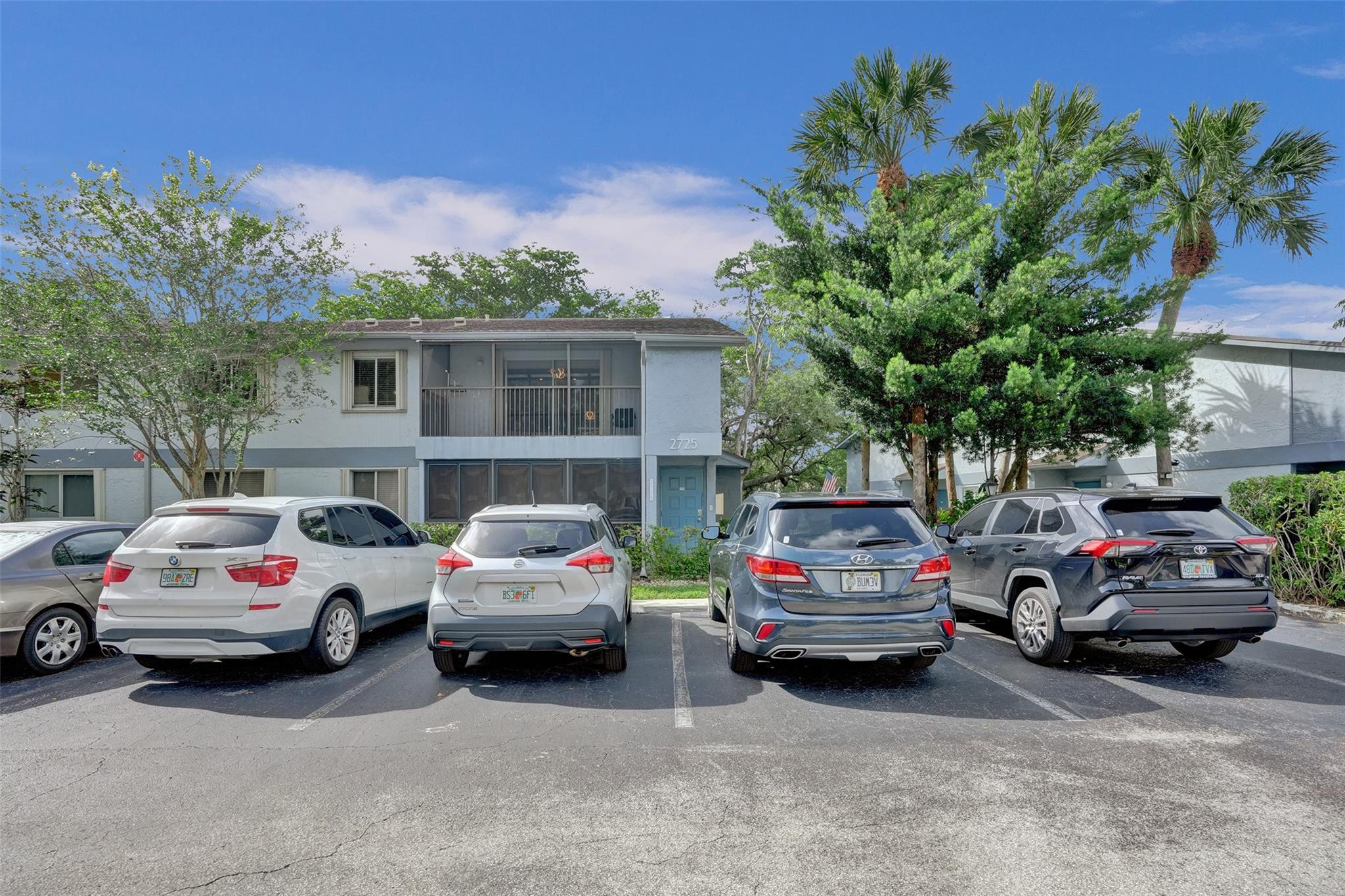 2725 S Oakland Forest Dr 202