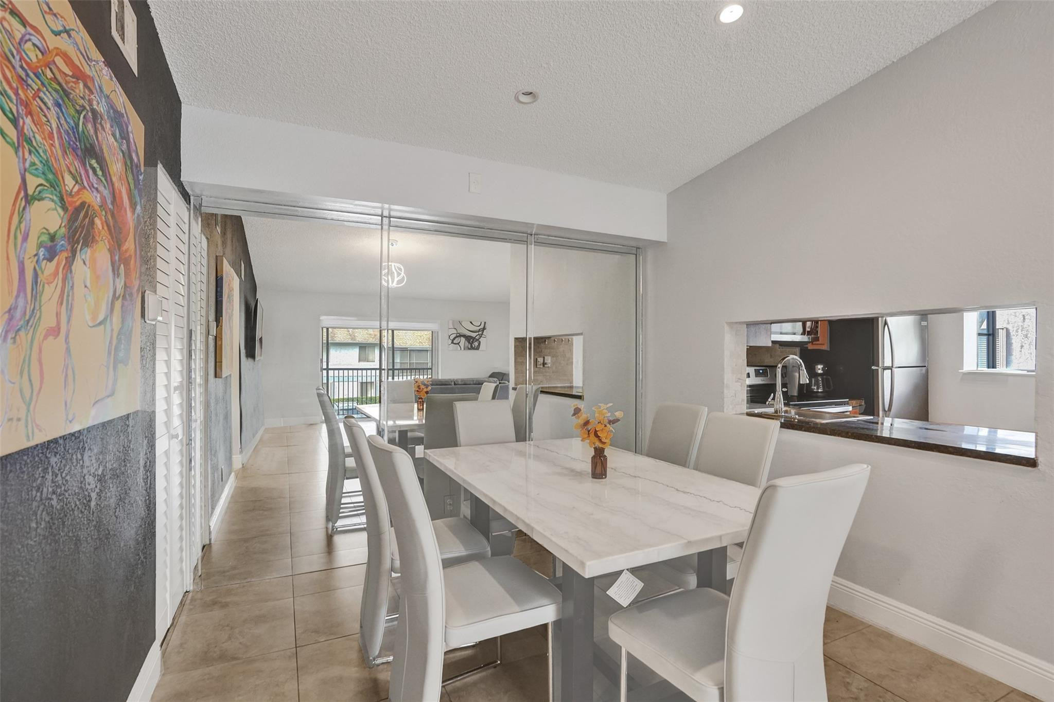 2725 S Oakland Forest Dr 202