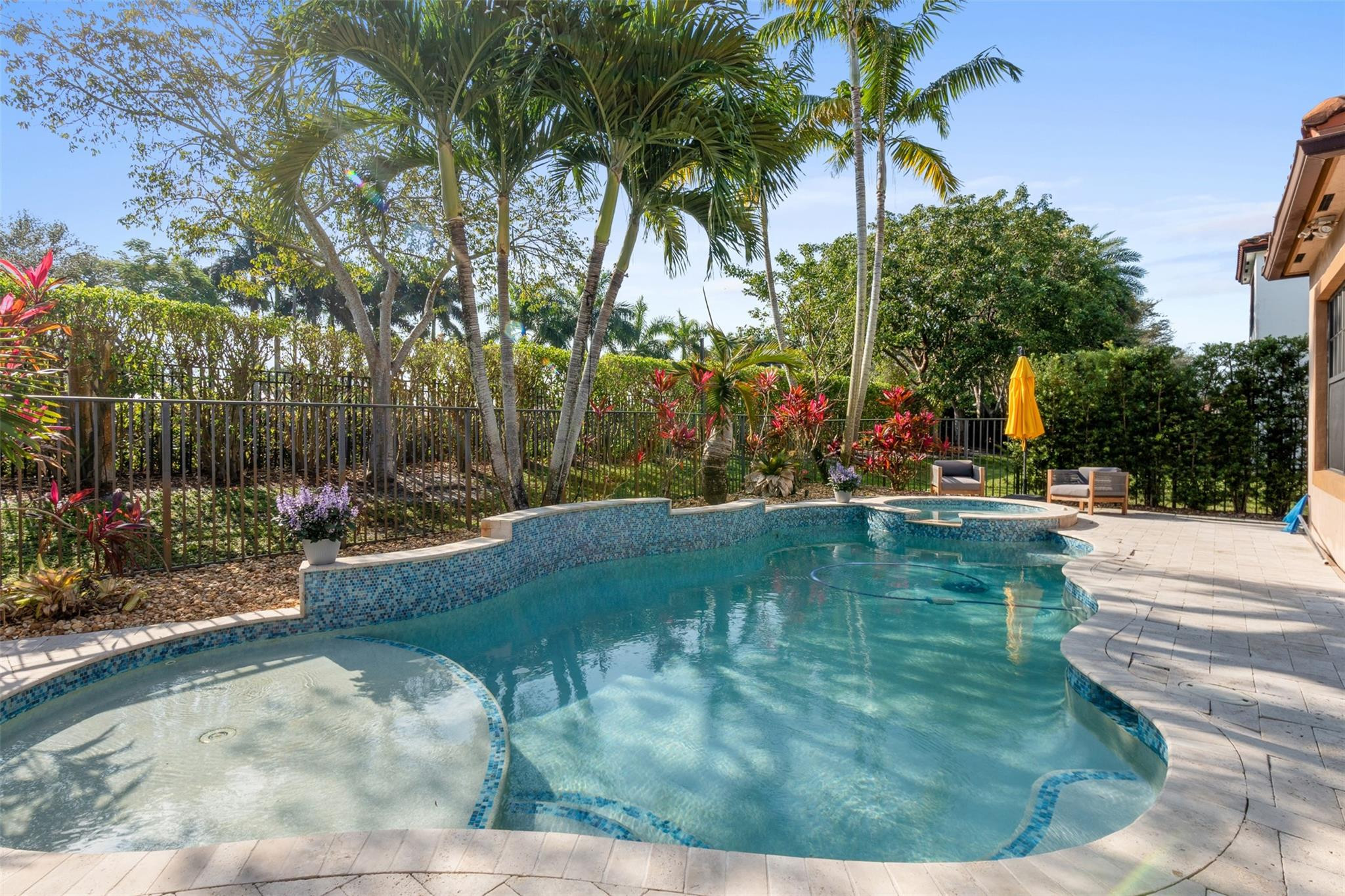 3641 NW 87th Avenue, Hollywood