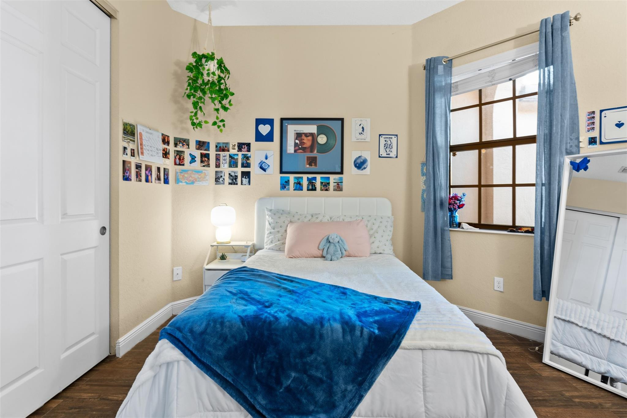 3641 NW 87th Avenue, Hollywood