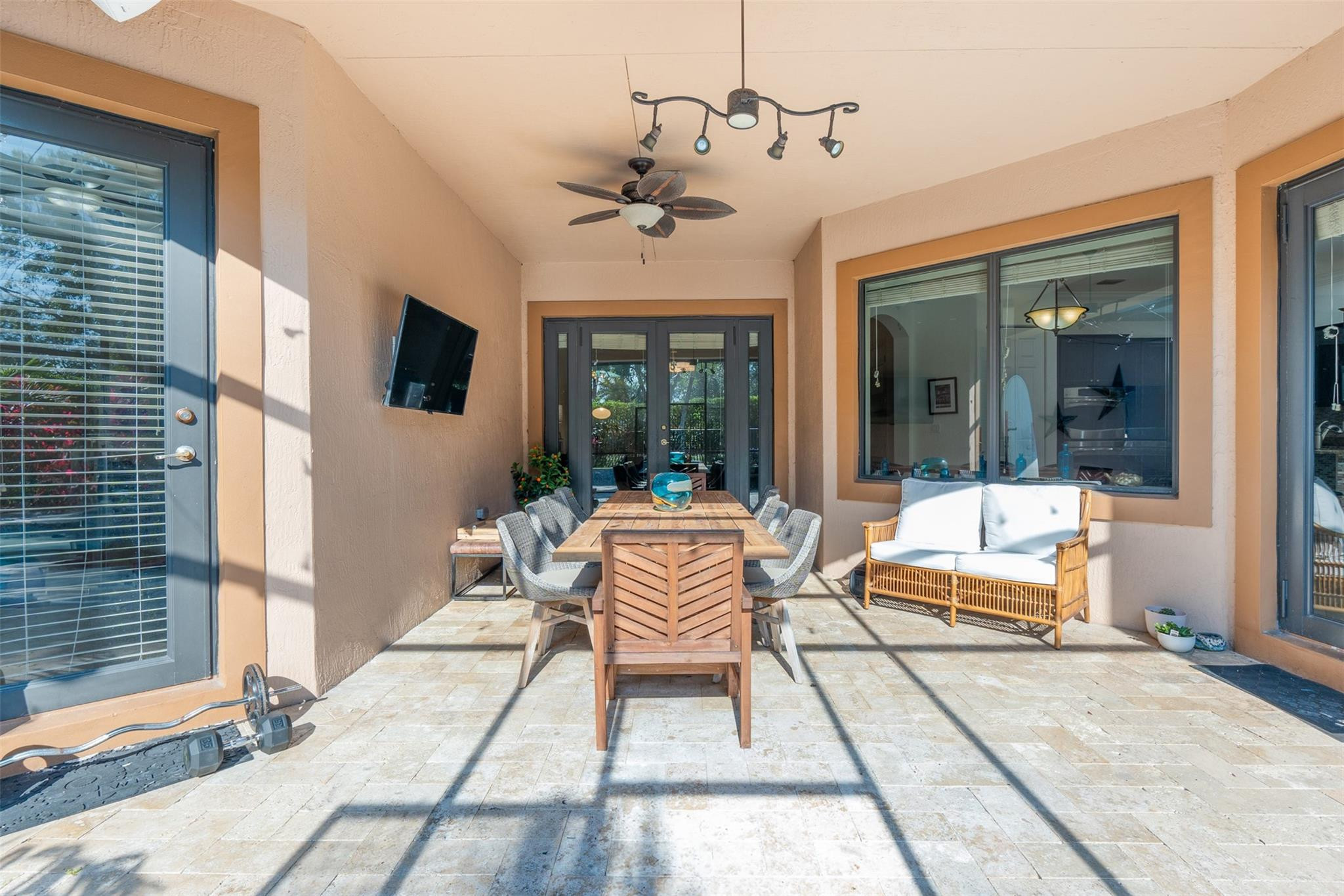 3641 NW 87th Avenue, Hollywood