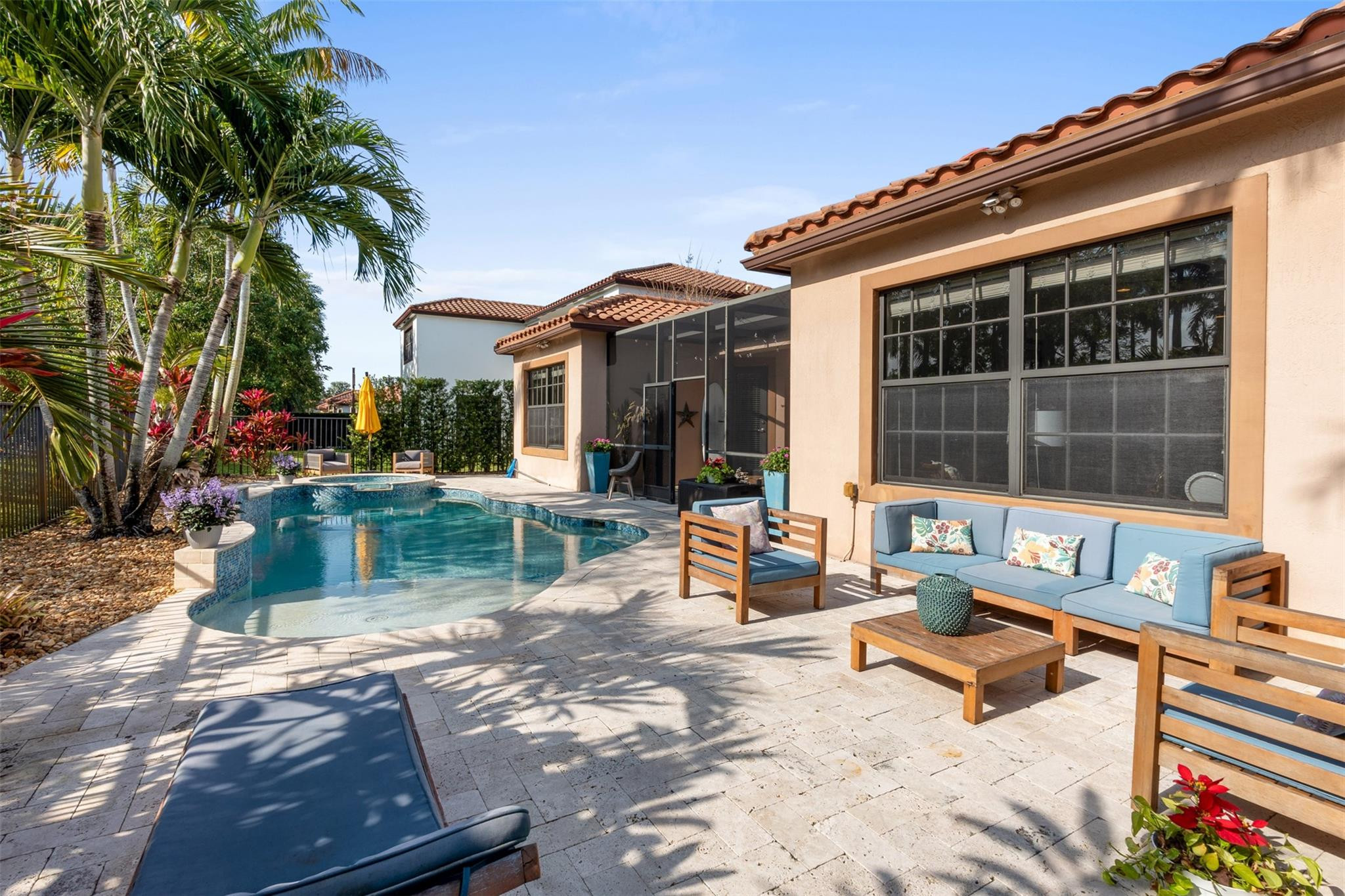 3641 NW 87th Avenue, Hollywood