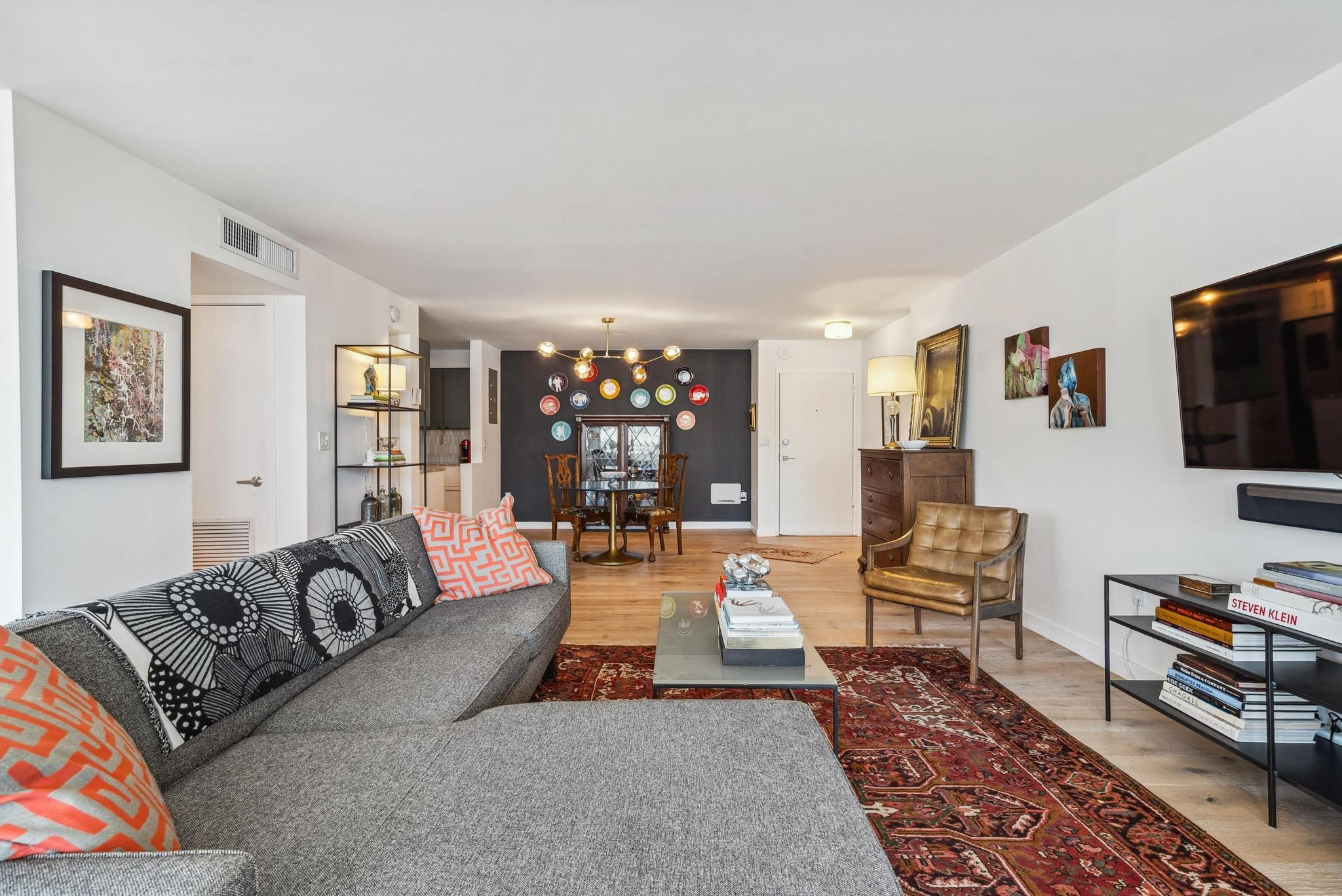 11 Island Ave 808