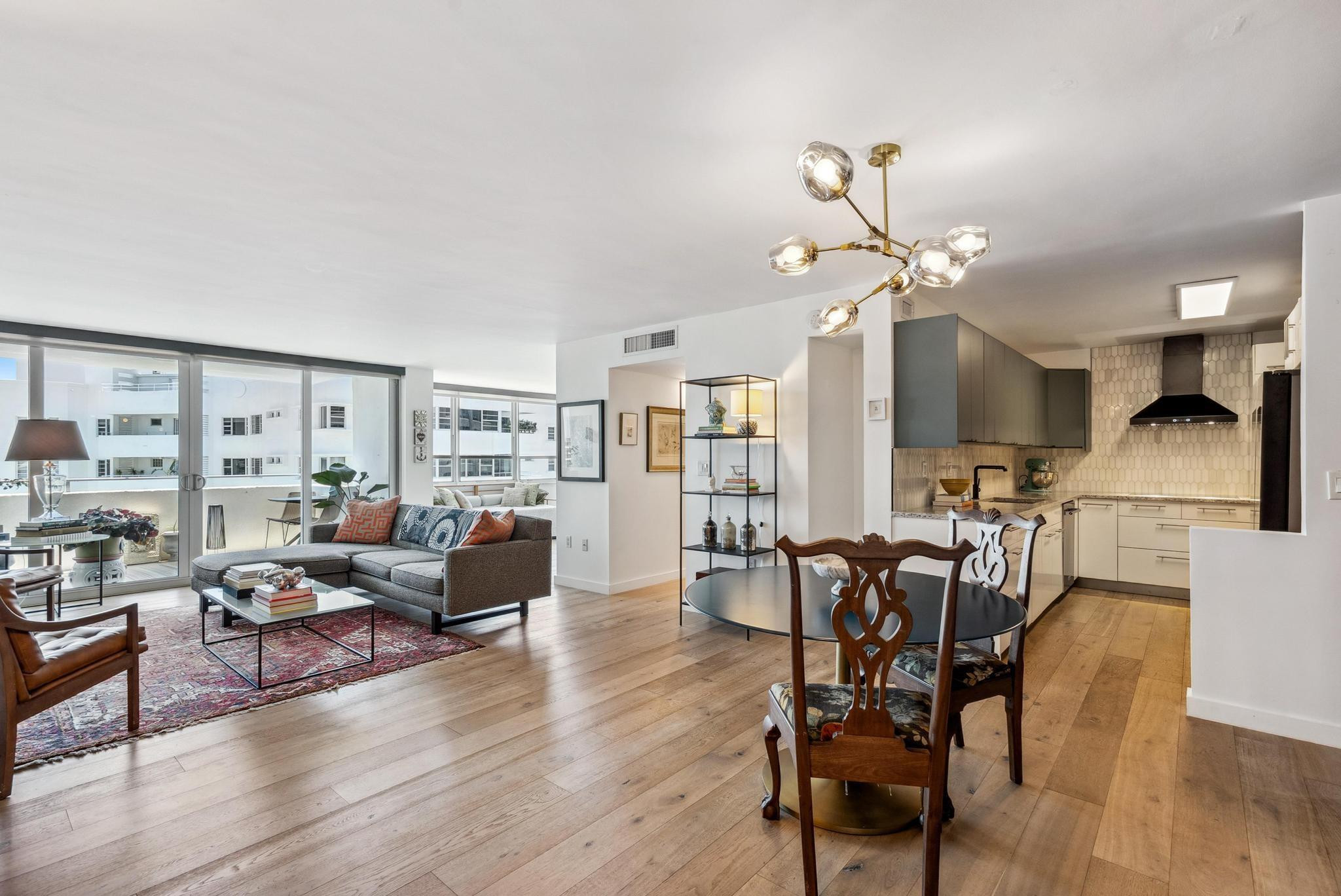 11 Island Ave 808