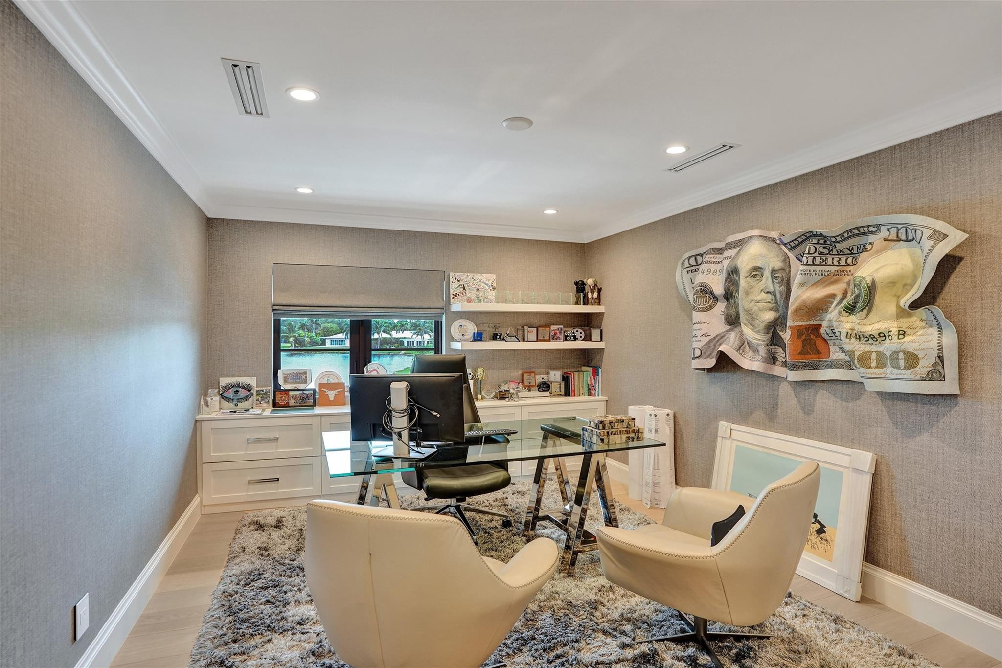 3 Cayuga Rd