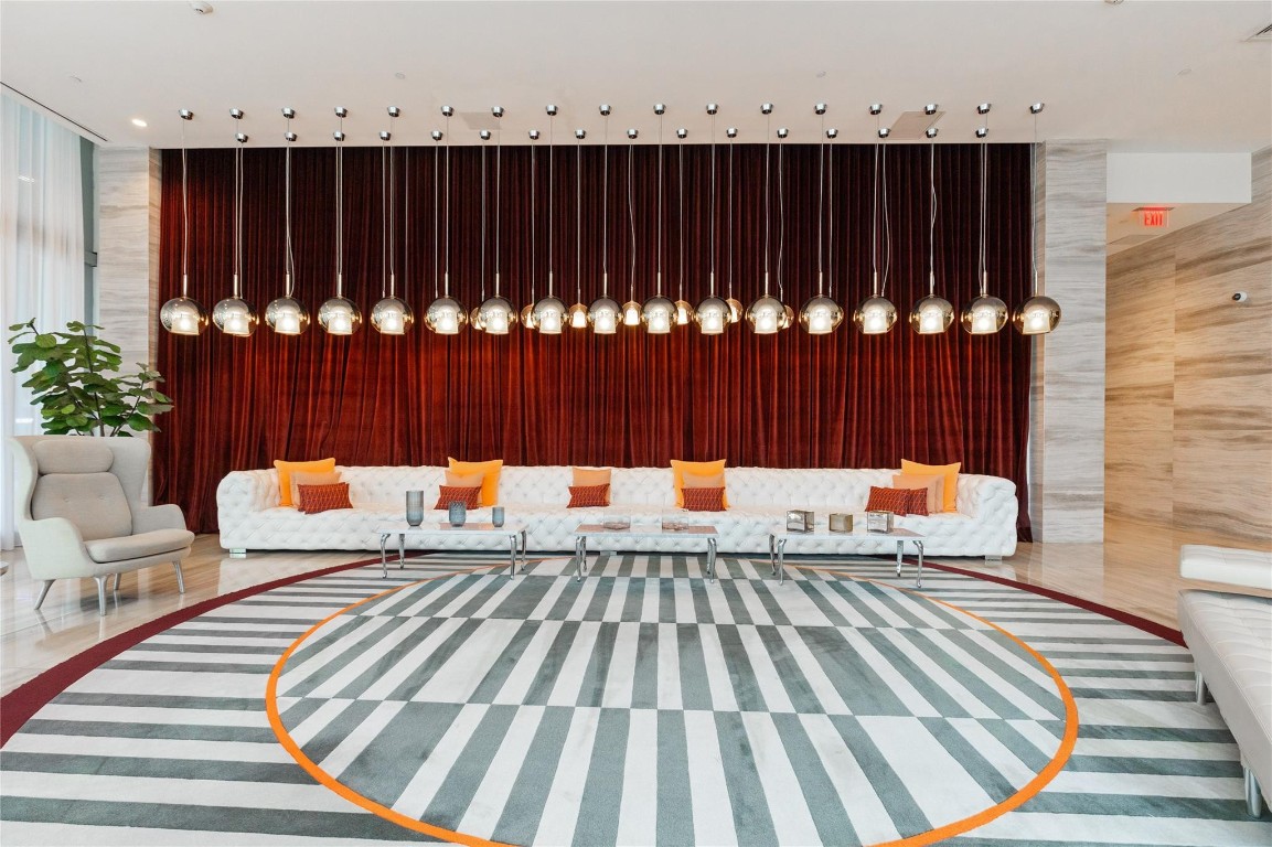 2000 Metropica Way 1208