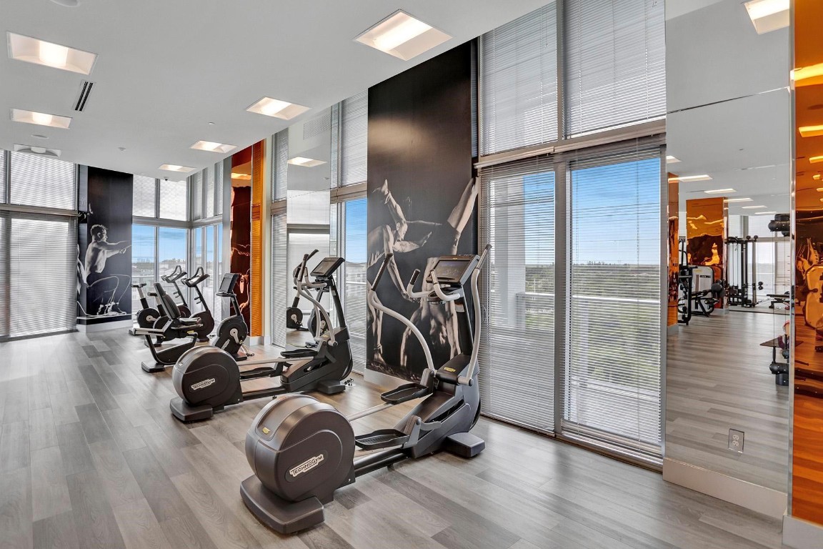 2000 Metropica Way 1208