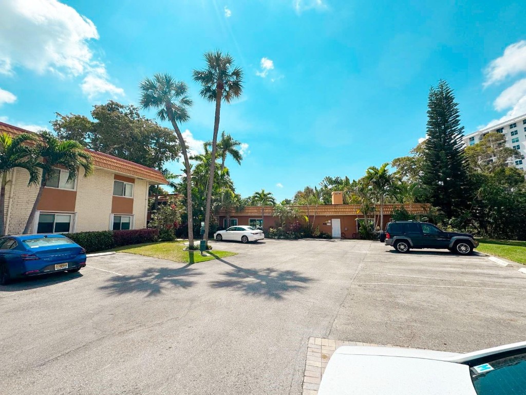 119 NE 19th Court 207G, Wilton Manors Unit: 207G