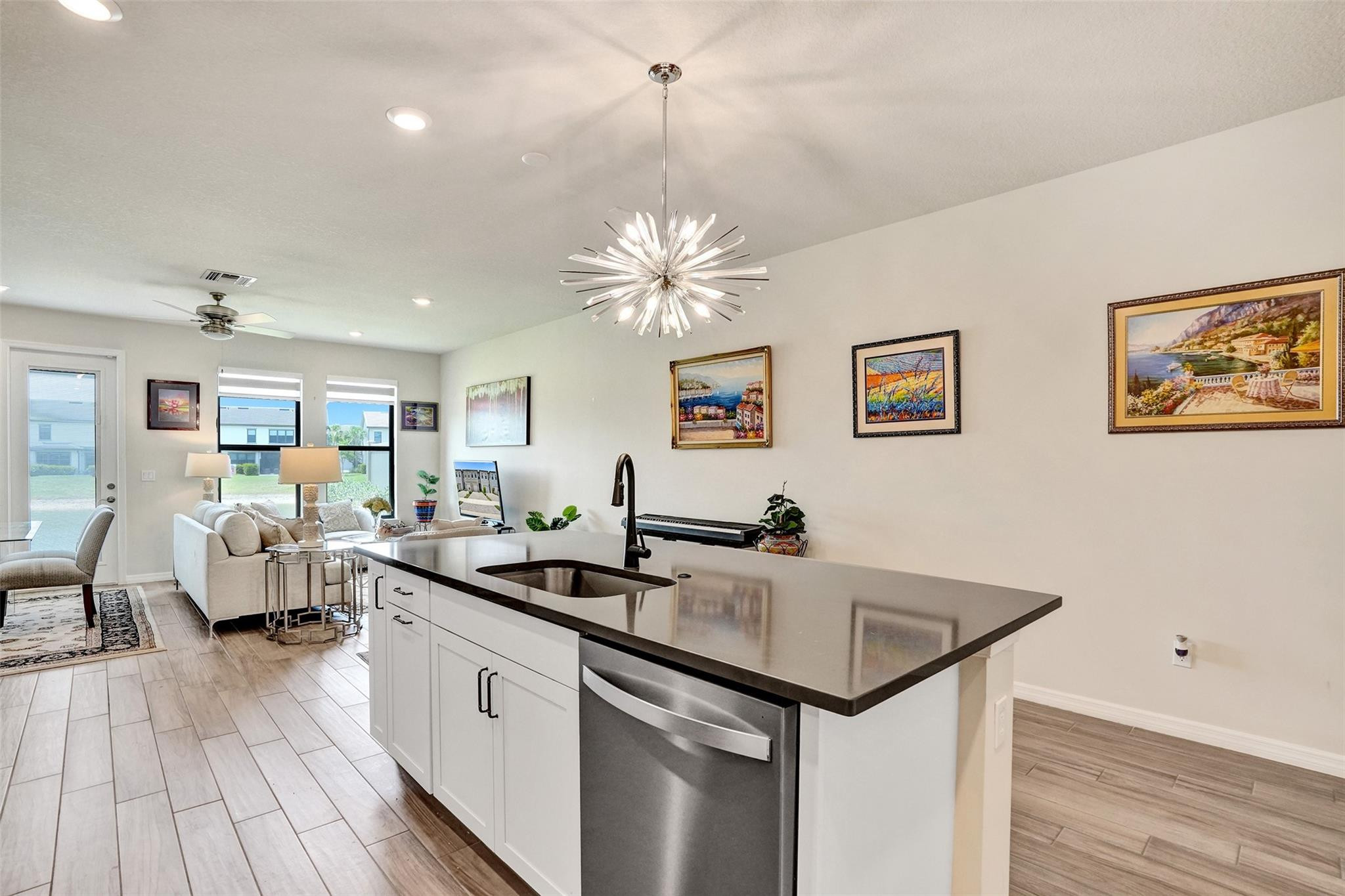 2281 Appleton Cir 2281