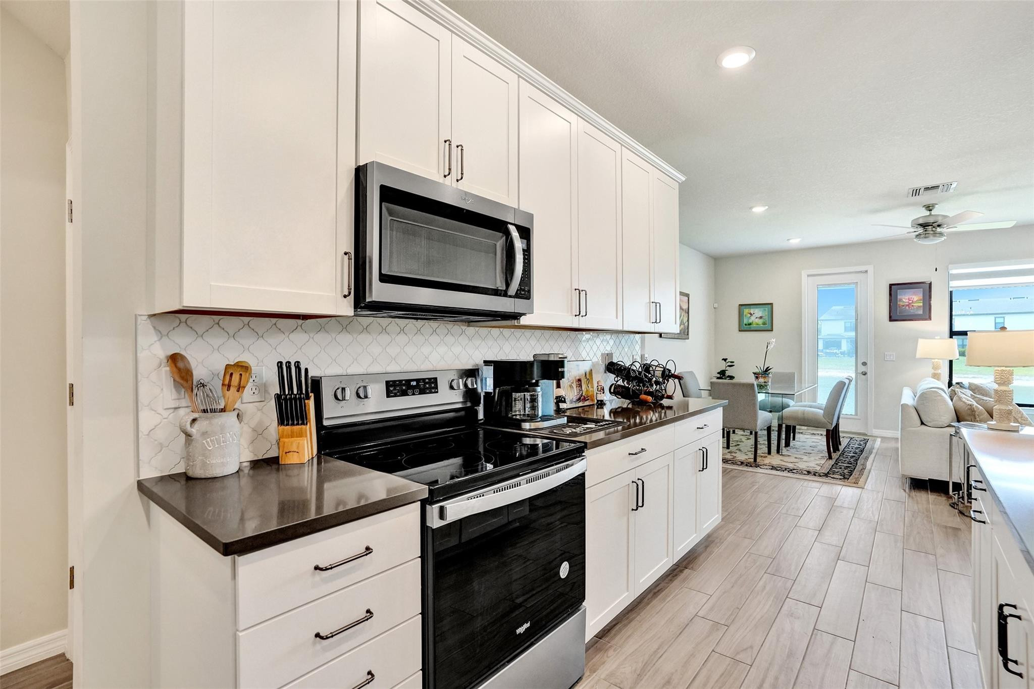 2281 Appleton Cir 2281