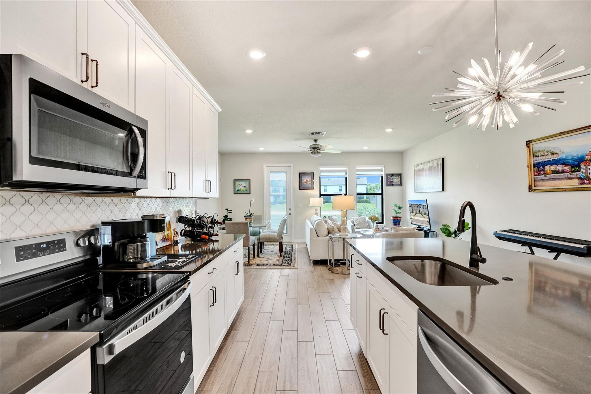 2281 Appleton Cir 2281