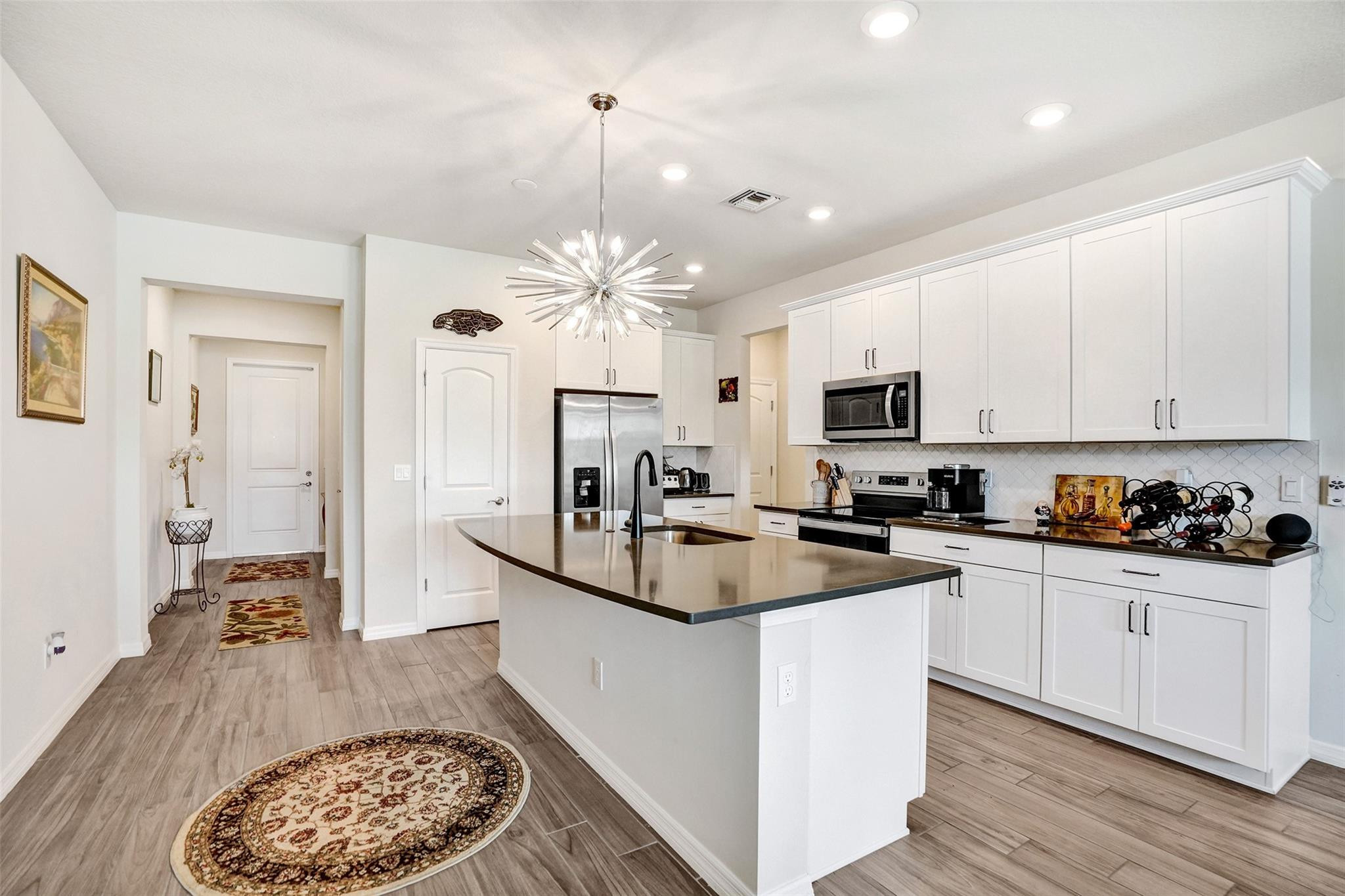 2281 Appleton Cir 2281