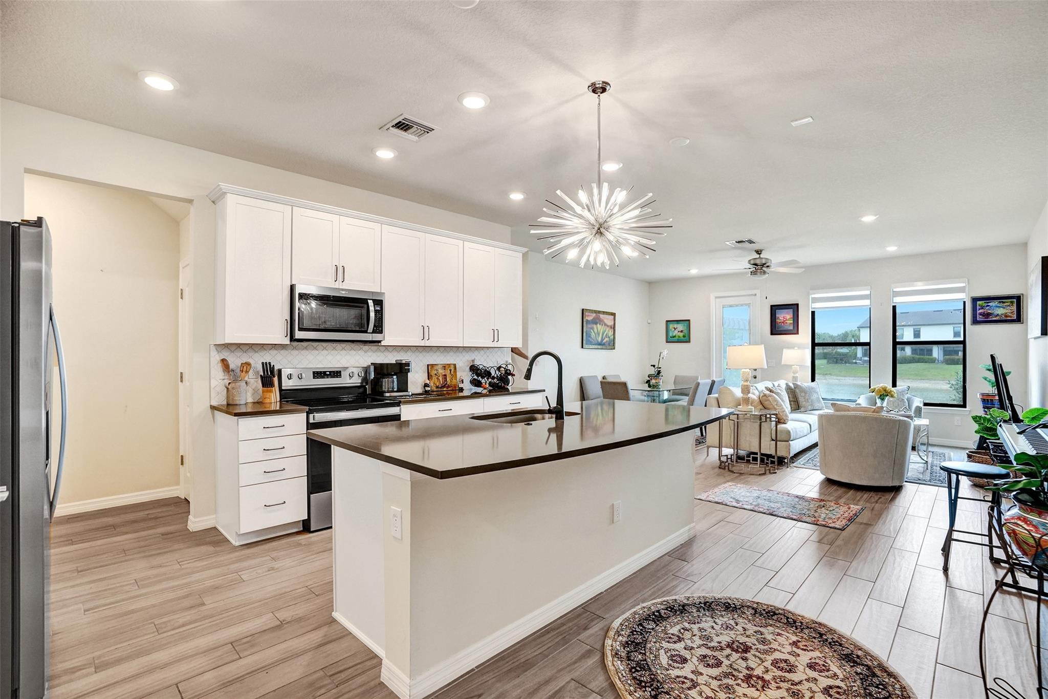 2281 Appleton Cir 2281