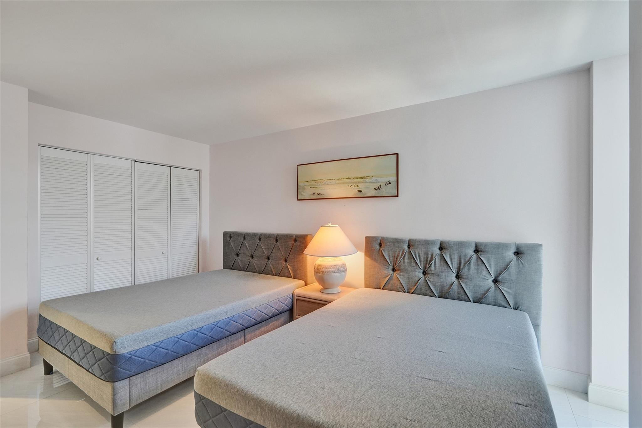 1010 S Ocean Blvd 1811