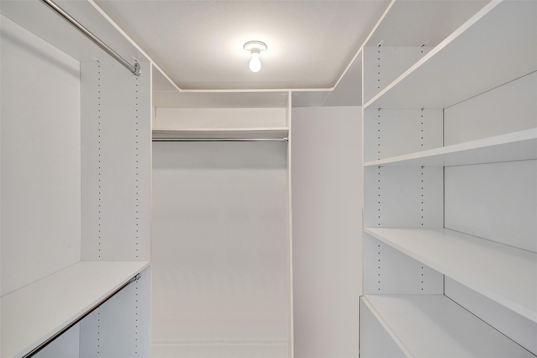 1010 S Ocean Blvd 1811