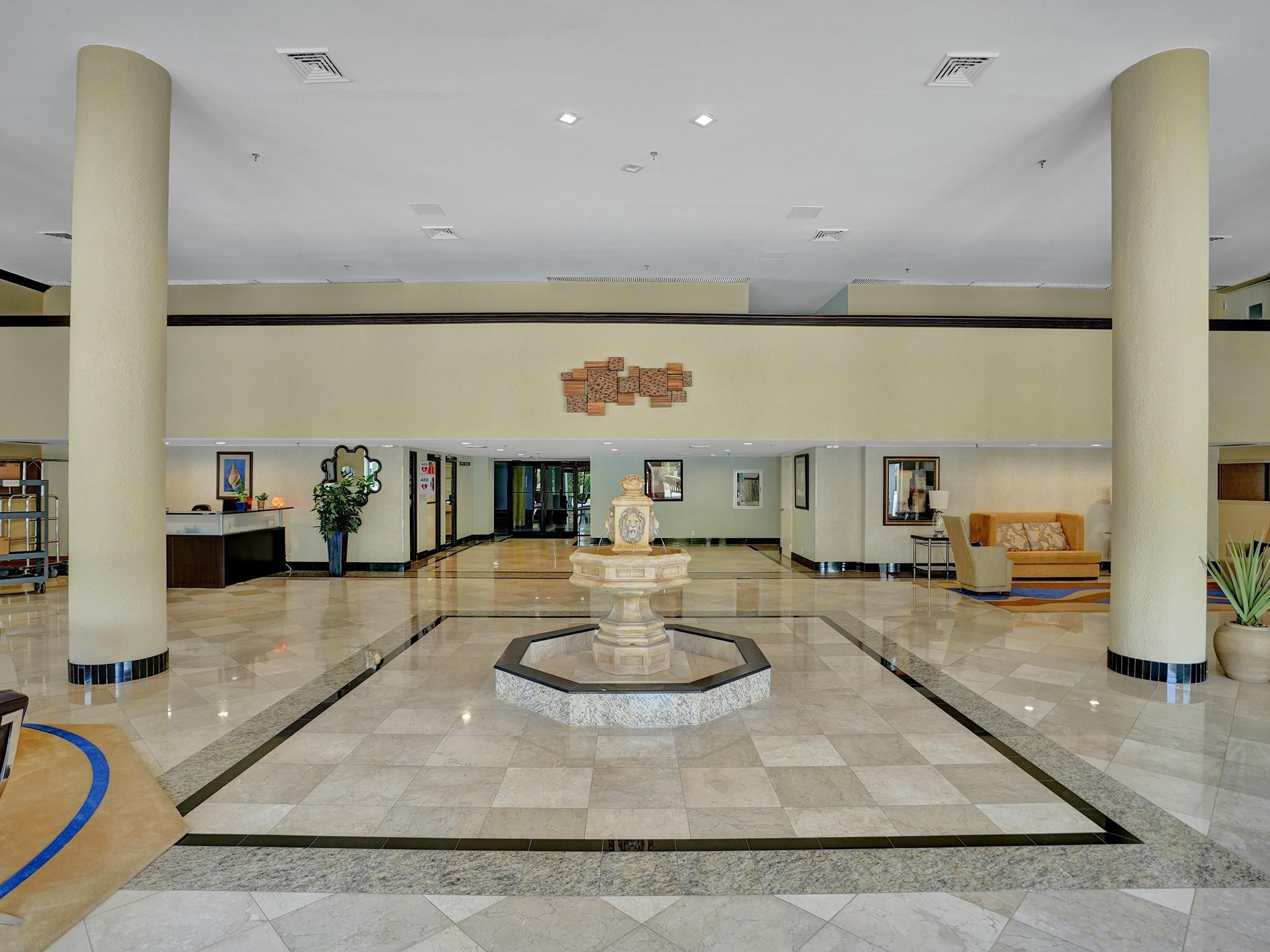 1010 S Ocean Blvd 1811