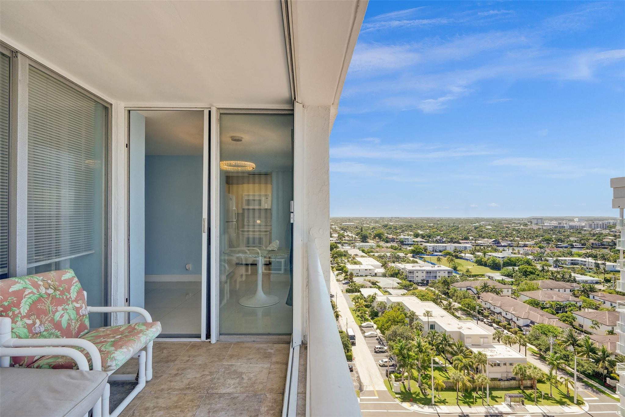 1010 S Ocean Blvd 1811