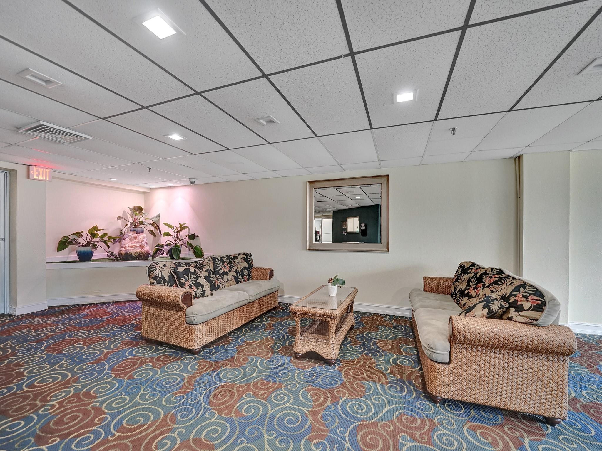 1010 S Ocean Blvd 1811