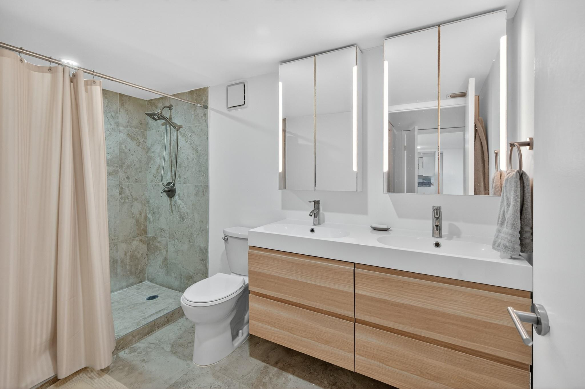16475 Golf Club Road 110, Weston Unit: 110