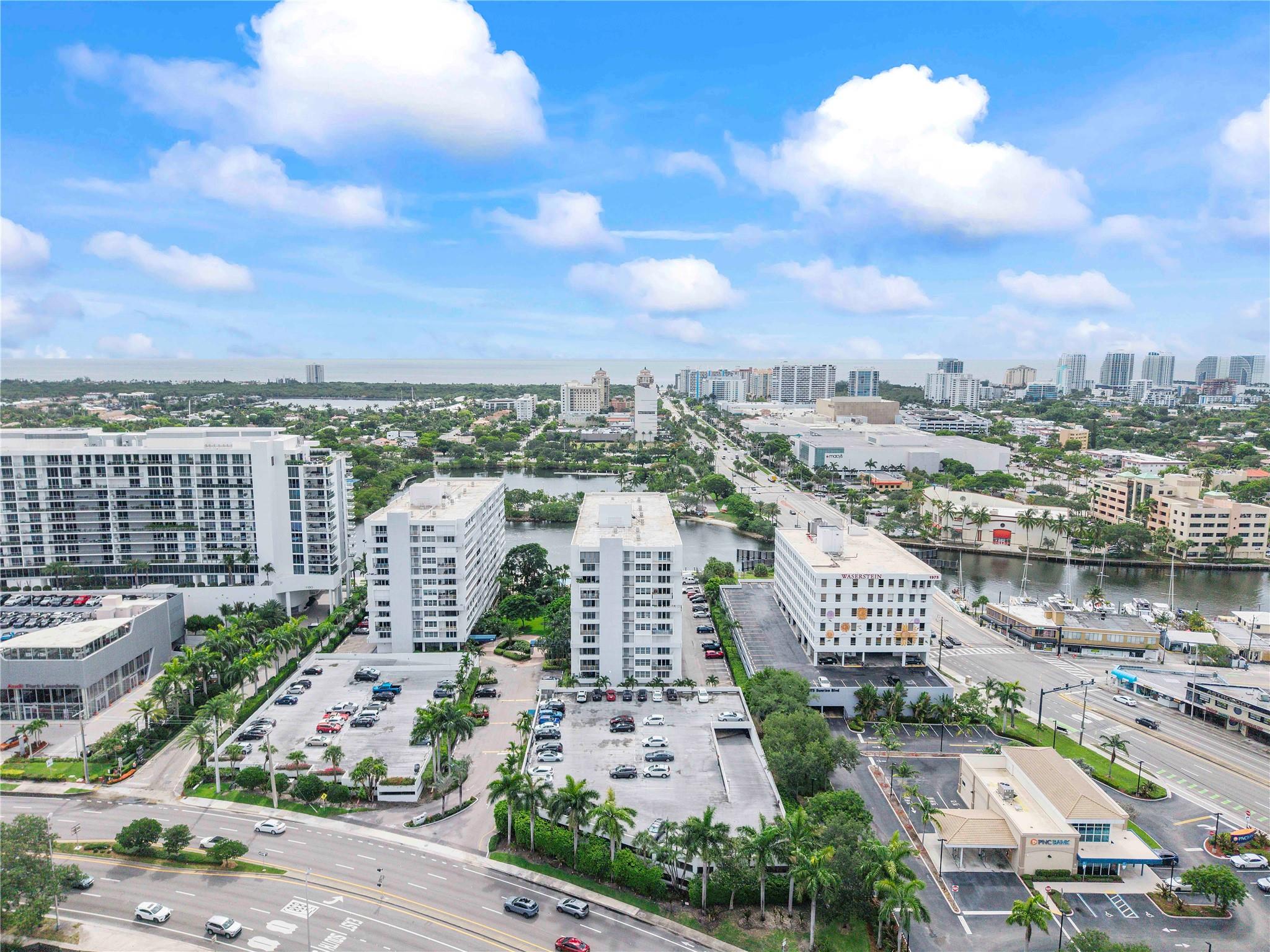 1160 N Federal Hwy 1020