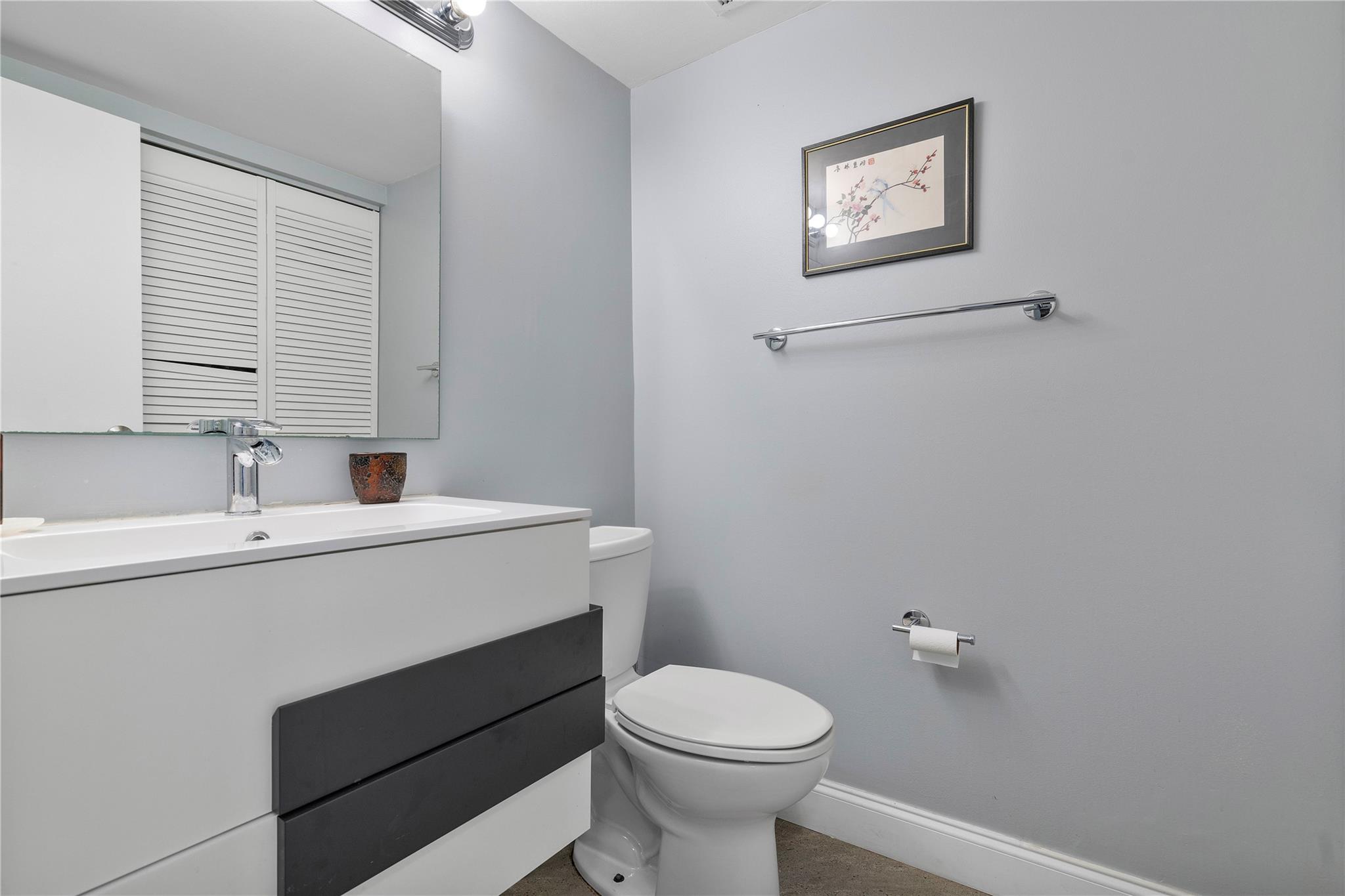 1160 N Federal Hwy 1020