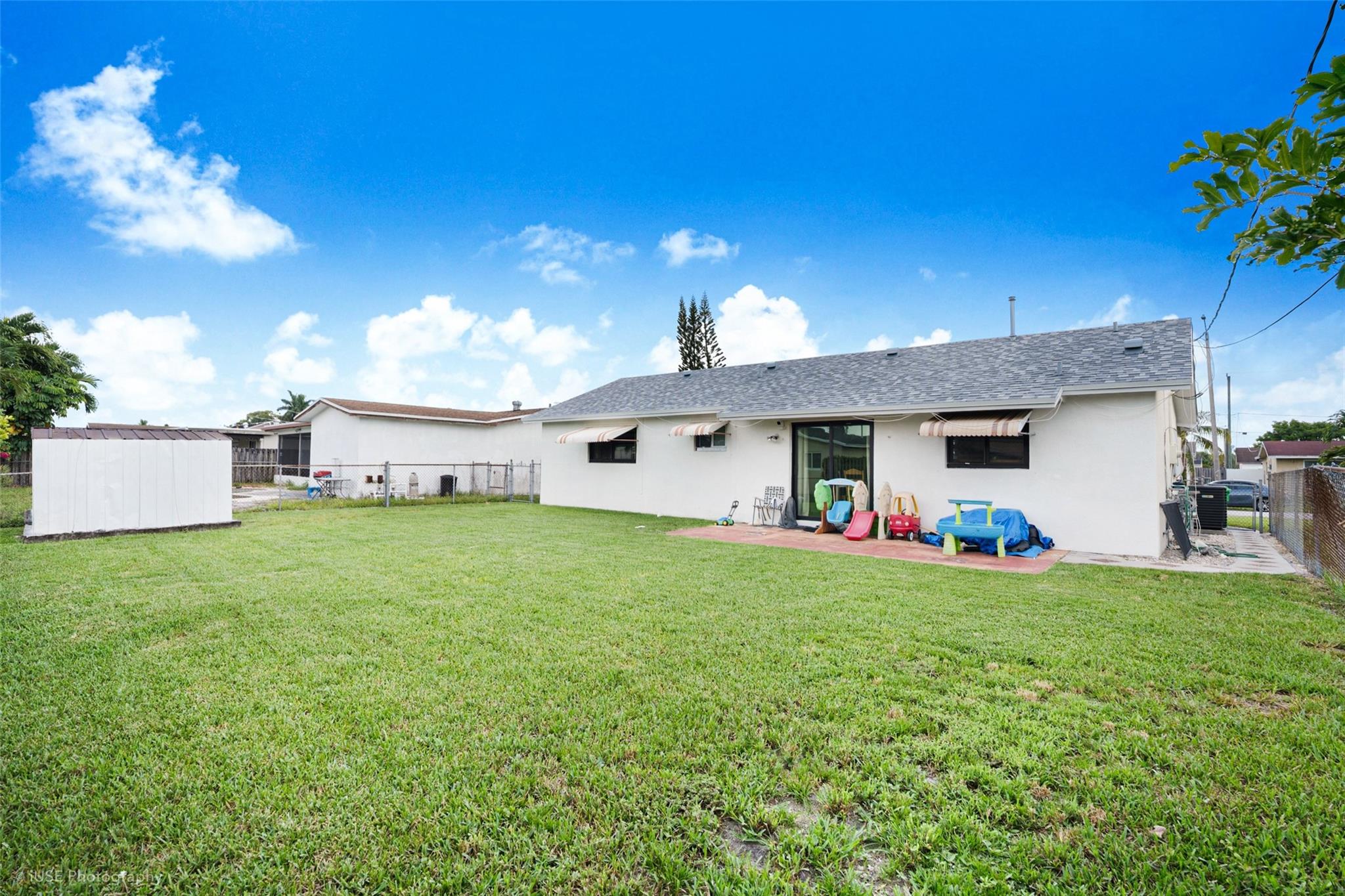 11710 NW 31st St